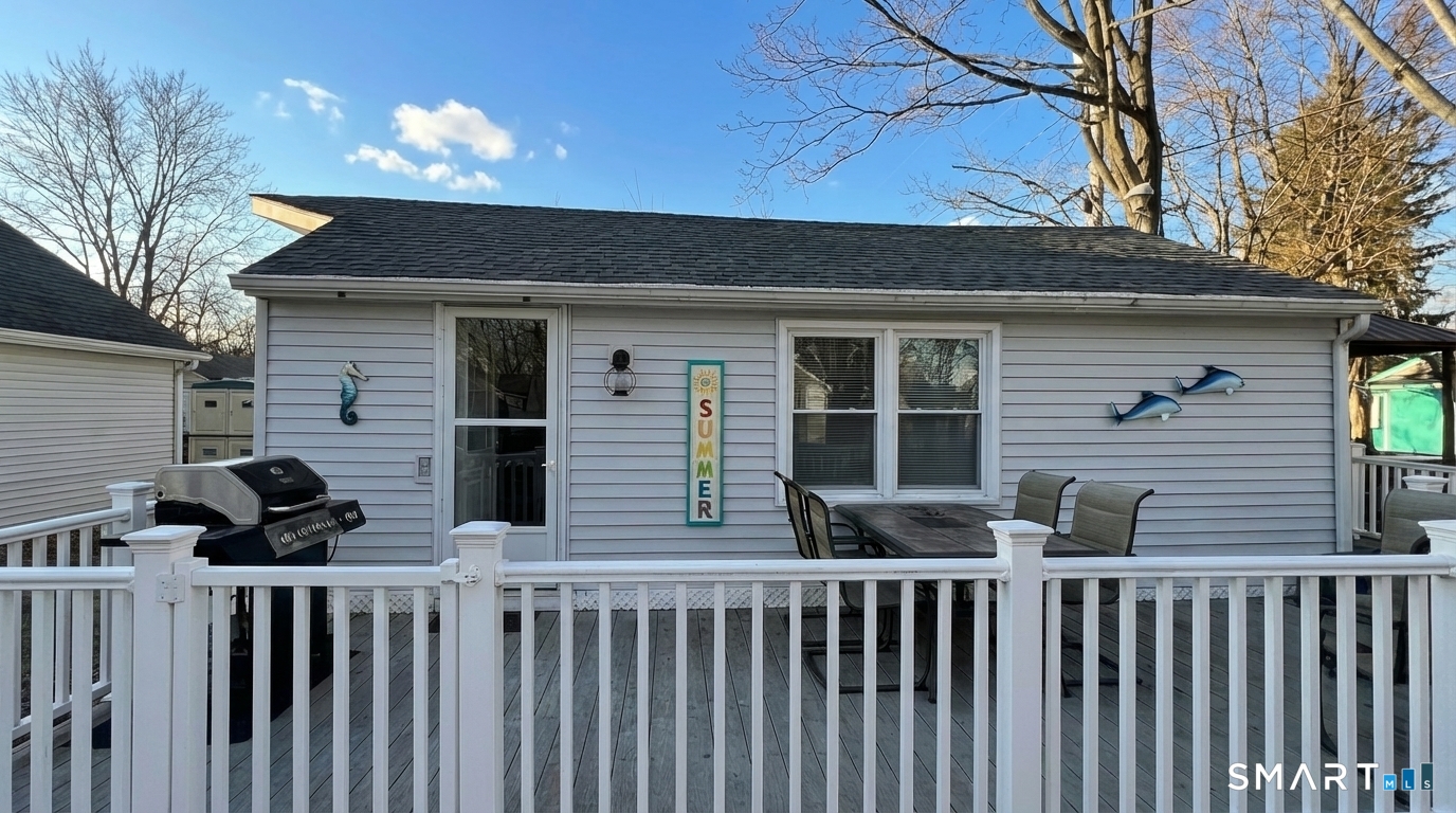 16 North Street Property Photo 1