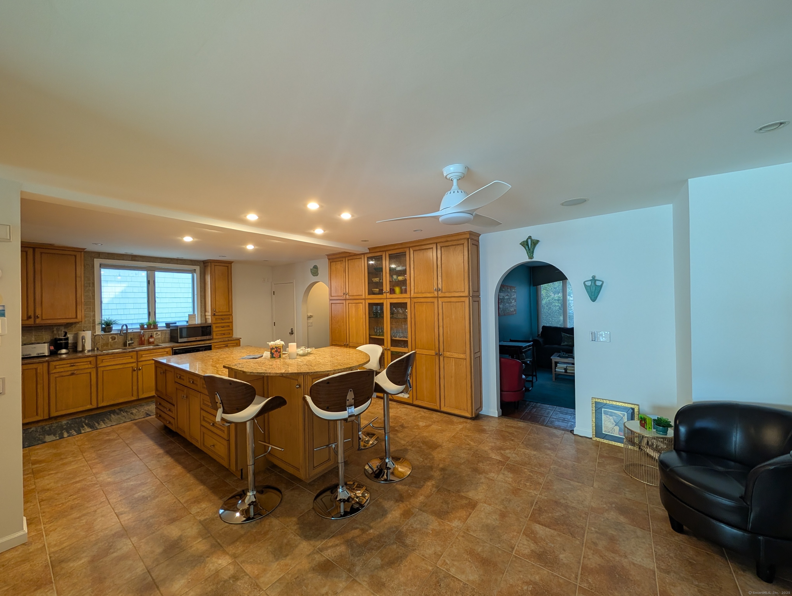 248 Cosey Beach Avenue Property Photo 13
