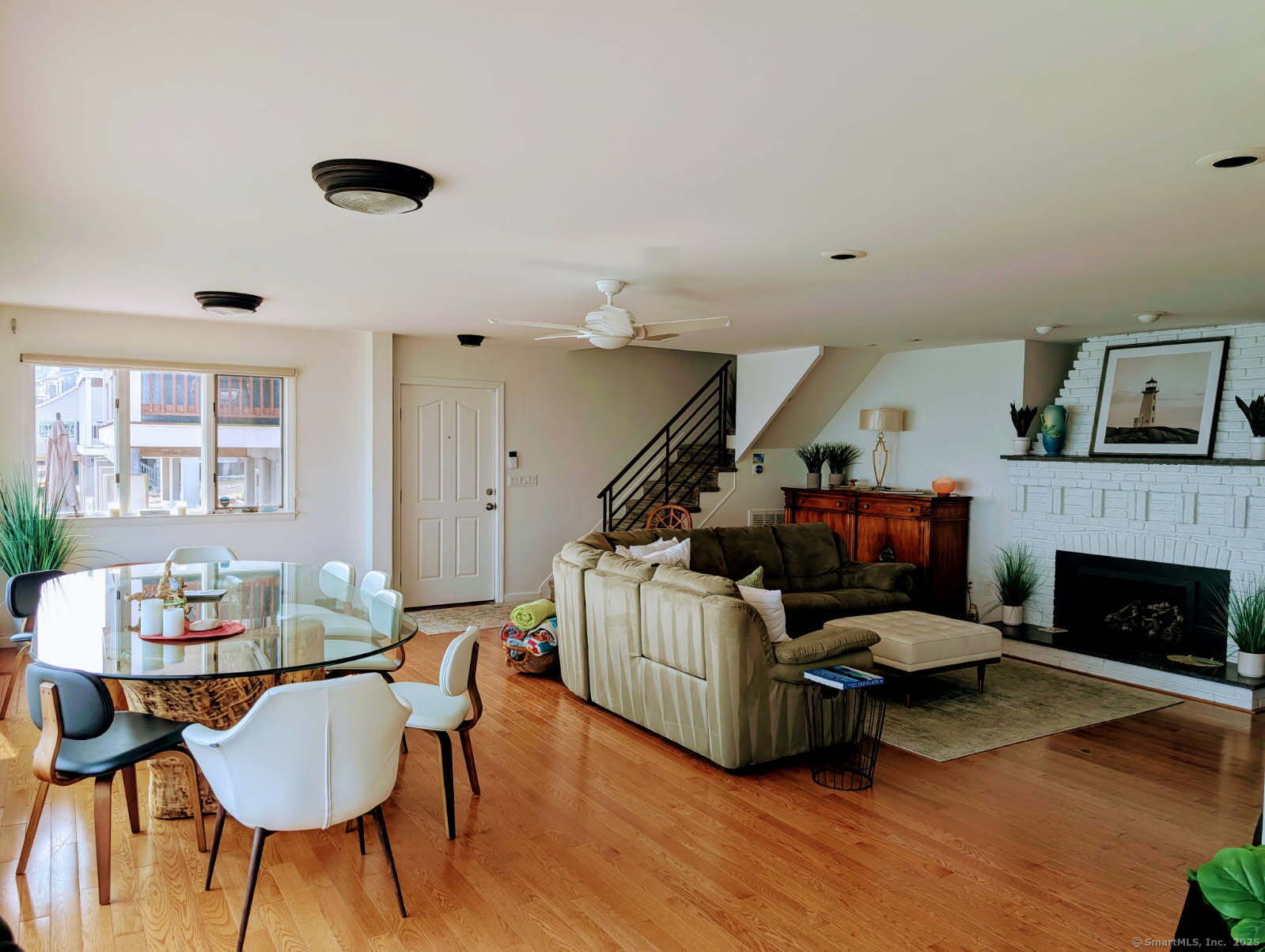248 Cosey Beach Avenue Property Photo 19