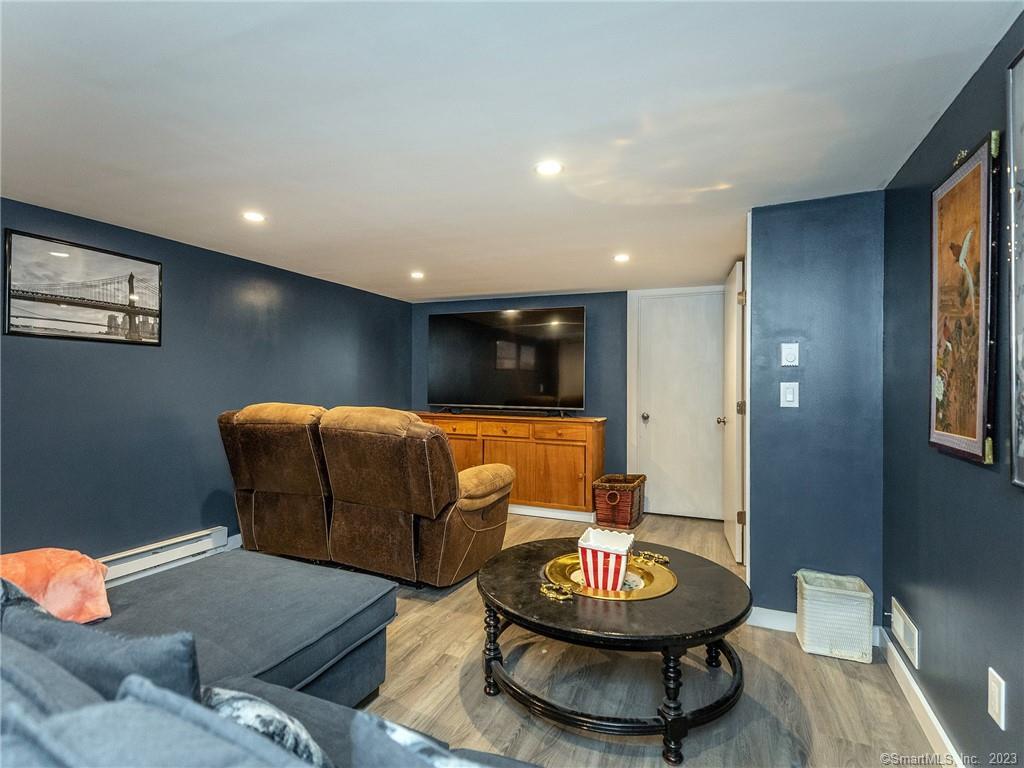 23 Cornwall Road Property Photo 33