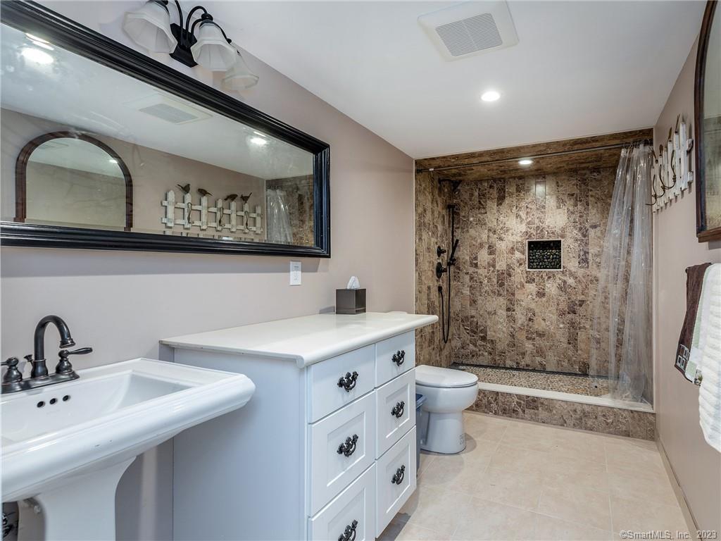 23 Cornwall Road Property Photo 34
