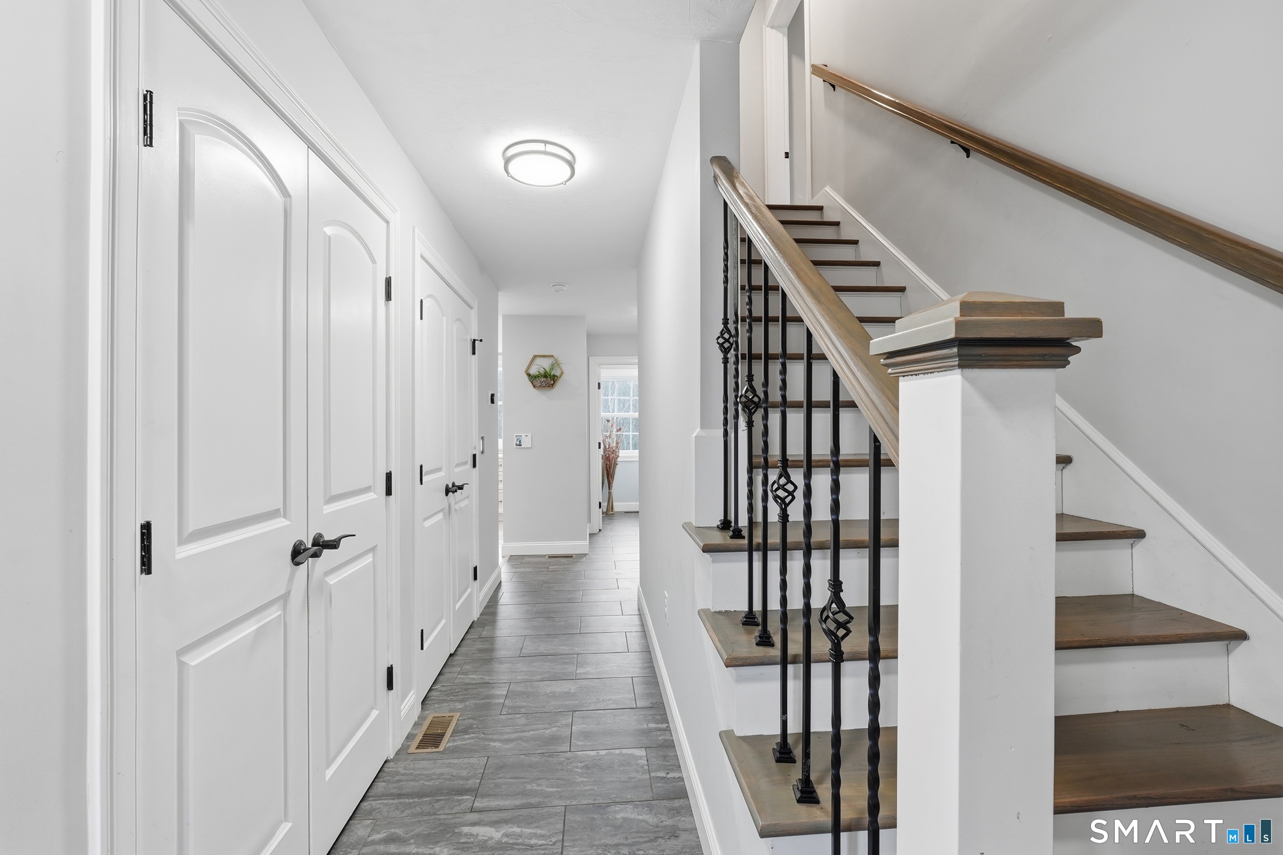 38 Madison Avenue Property Photo 8