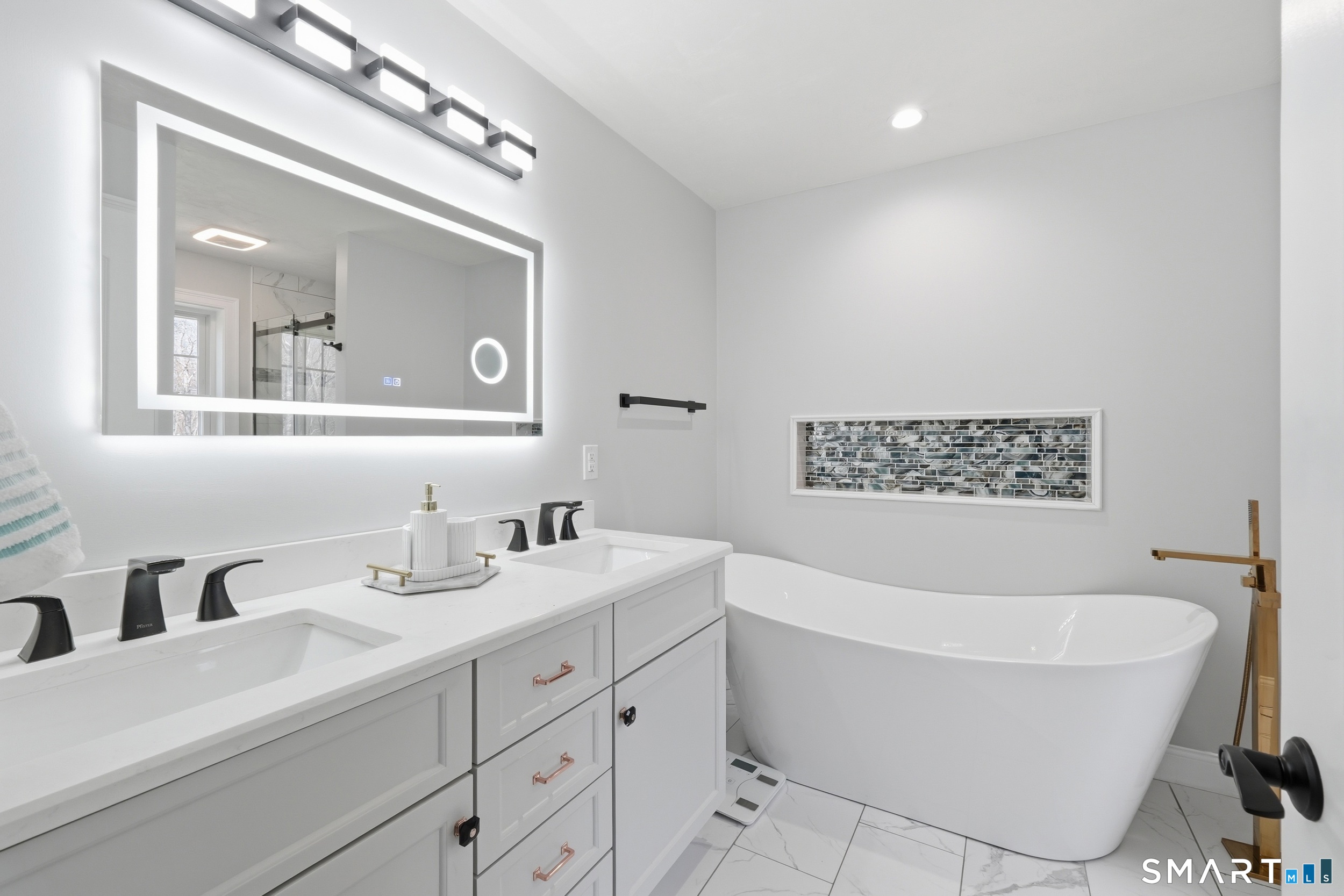 38 Madison Avenue Property Photo 29