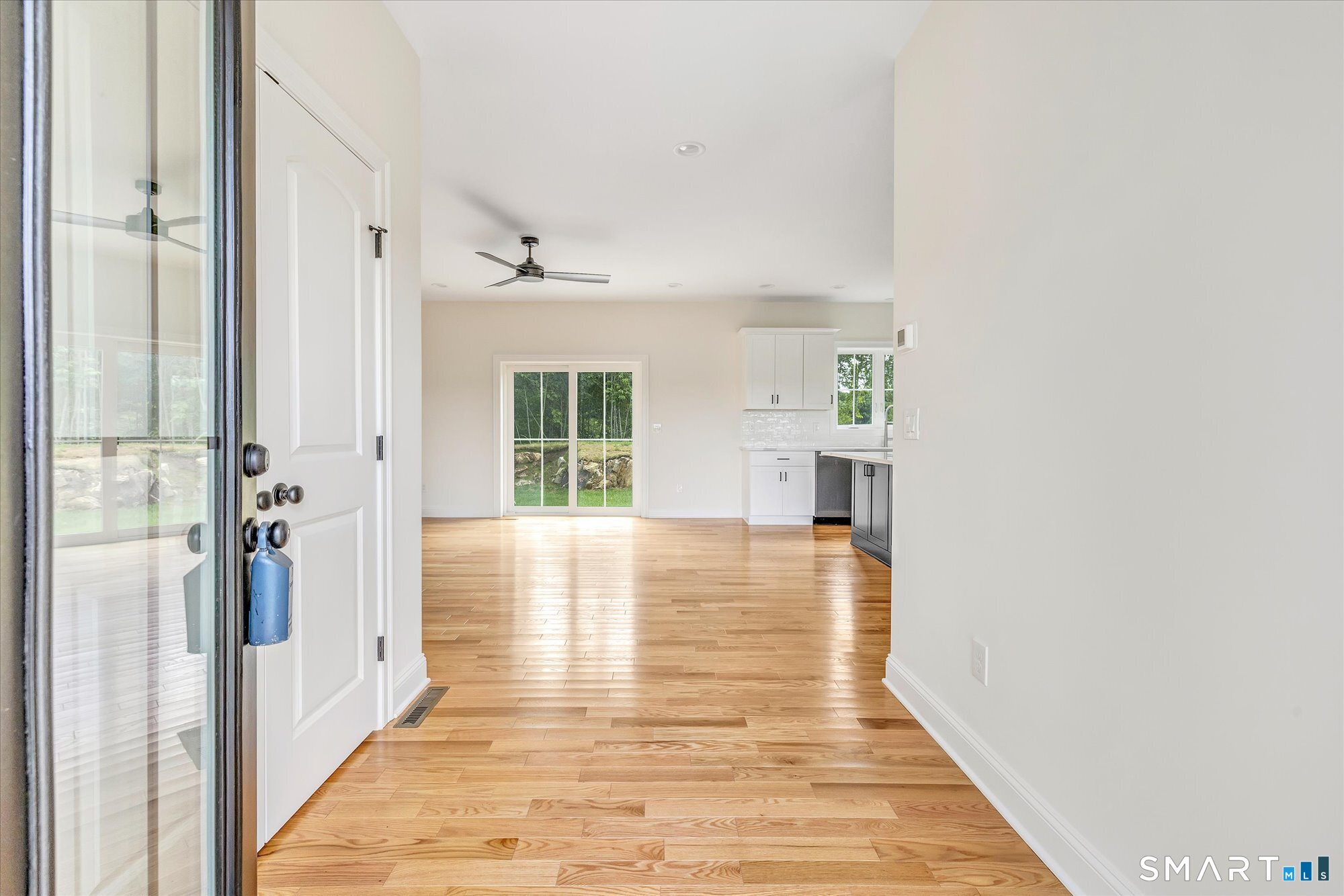 20 Hunting Ridge Road Property Photo 2
