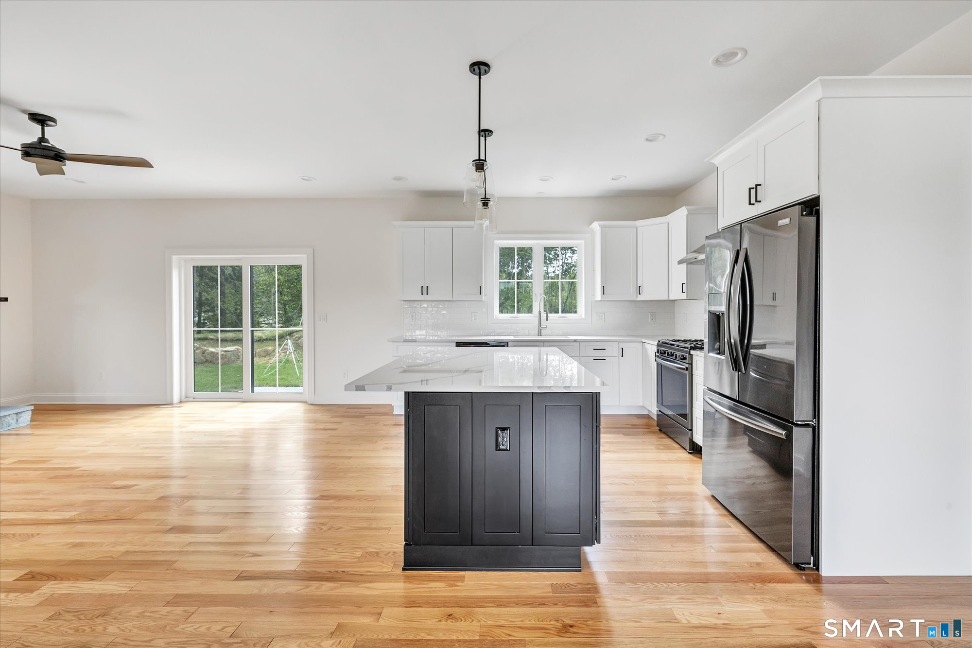 20 Hunting Ridge Road Property Photo 8