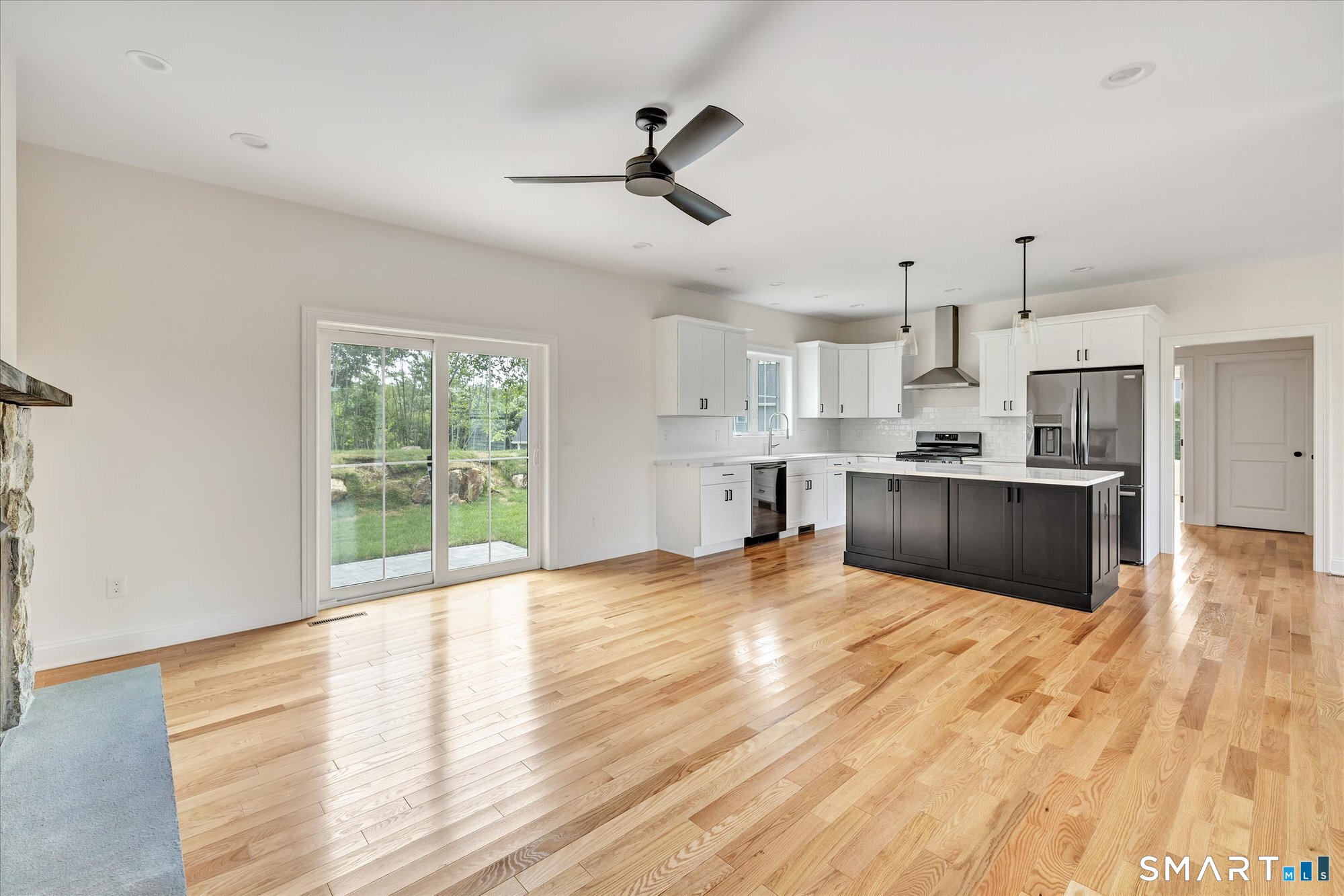 20 Hunting Ridge Road Property Photo 12