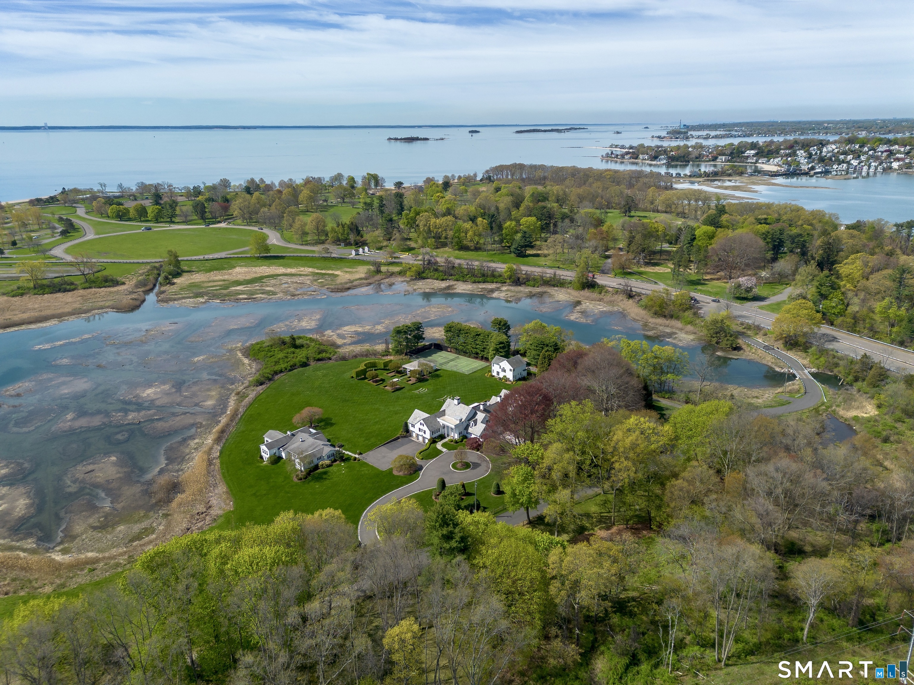 4 Sherwood Island Lane Property Photo 29