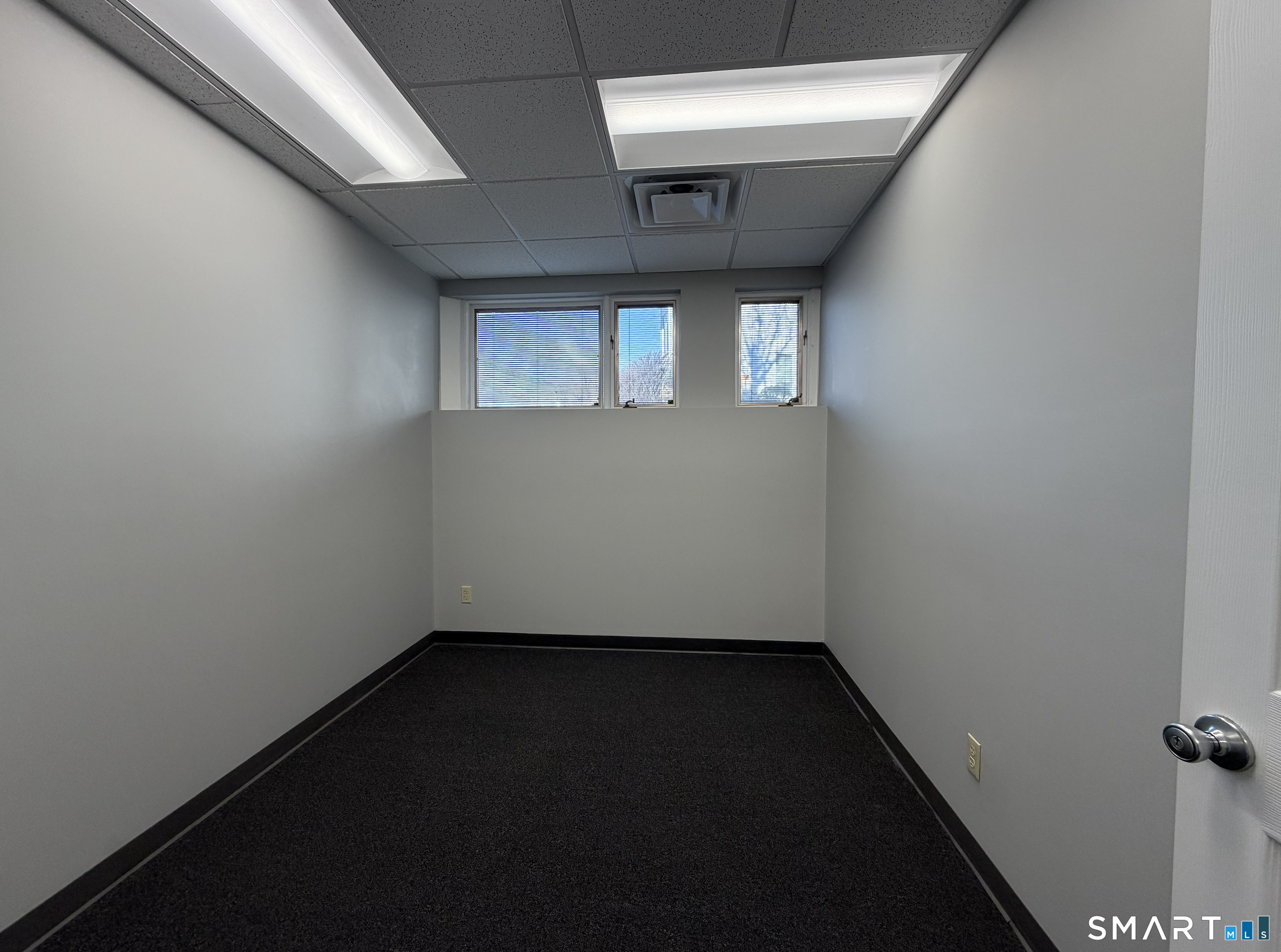 27 Meriden 1a Avenue Property Photo 5