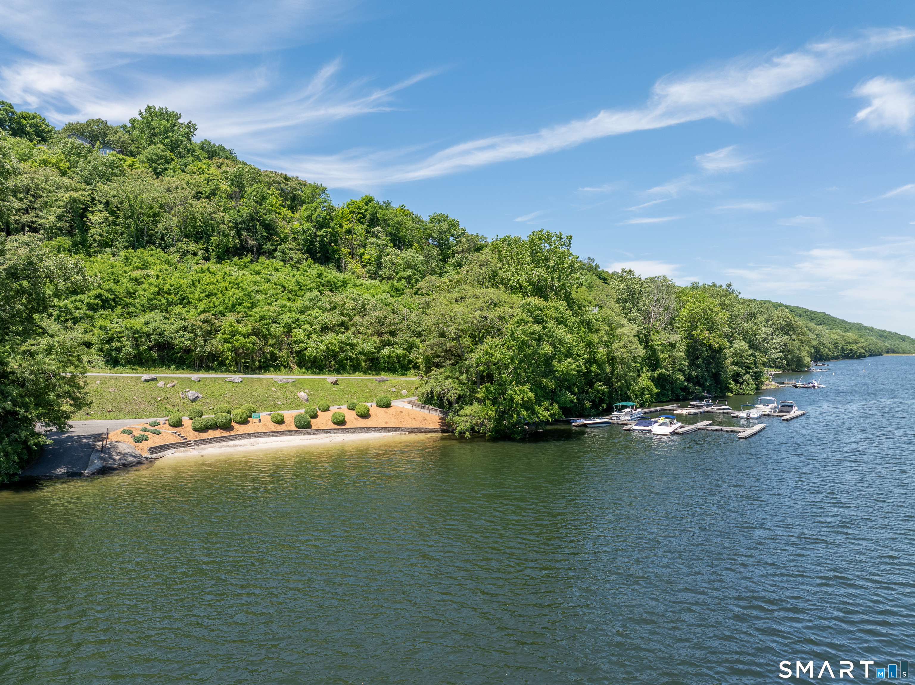 21 Candlewood Shore Property Photo 2