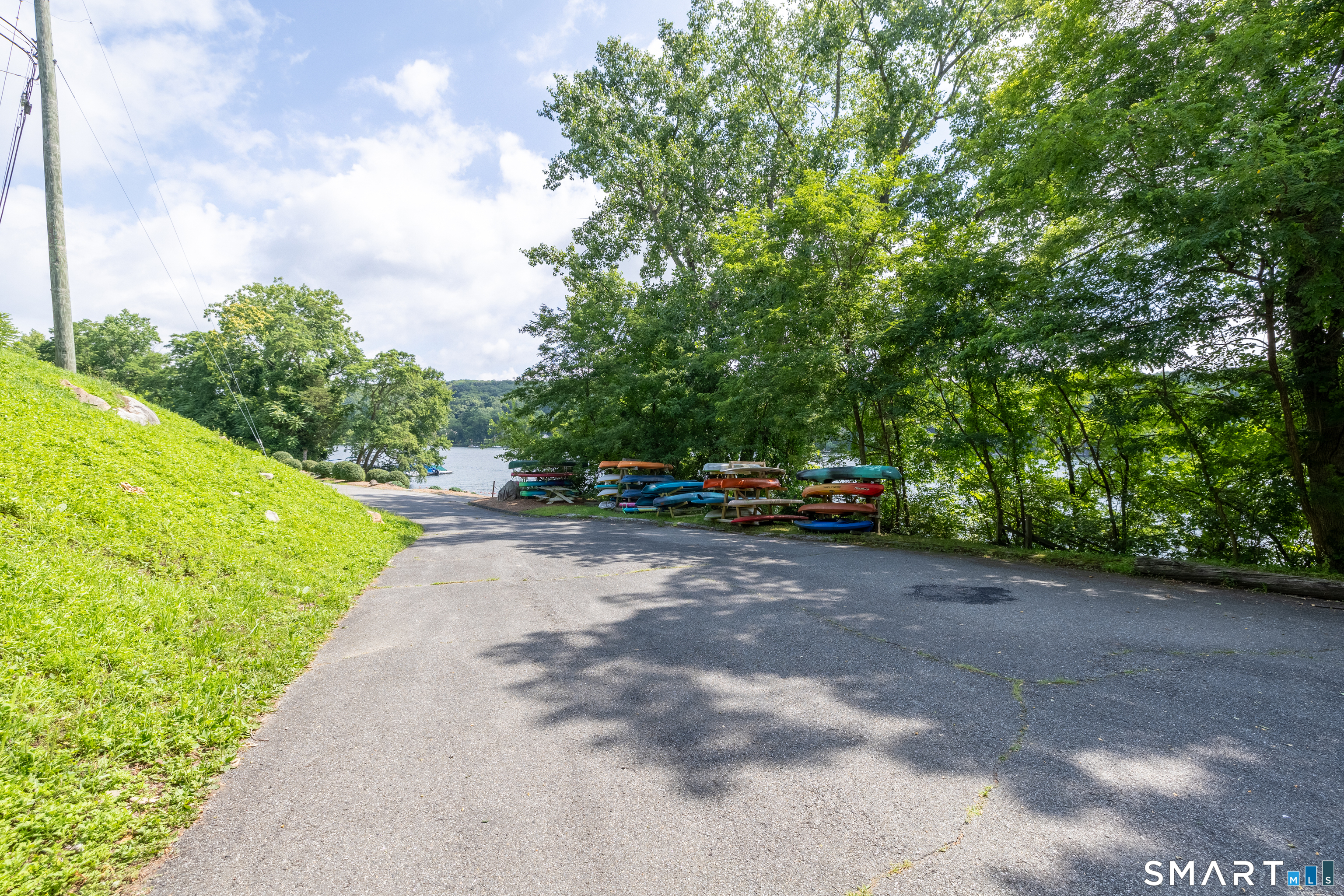21 Candlewood Shore Property Photo 7