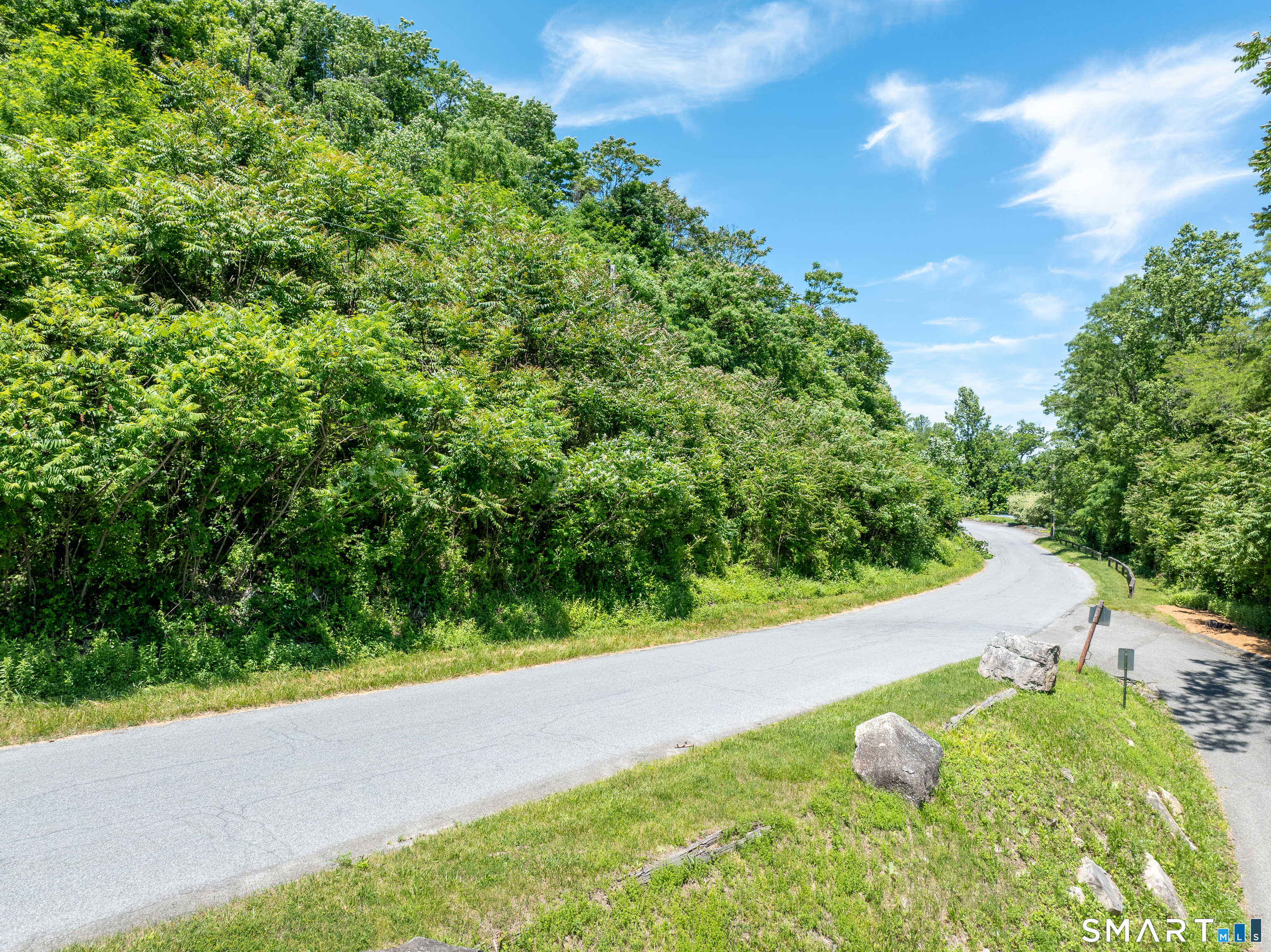 21 Candlewood Shore Property Photo 9