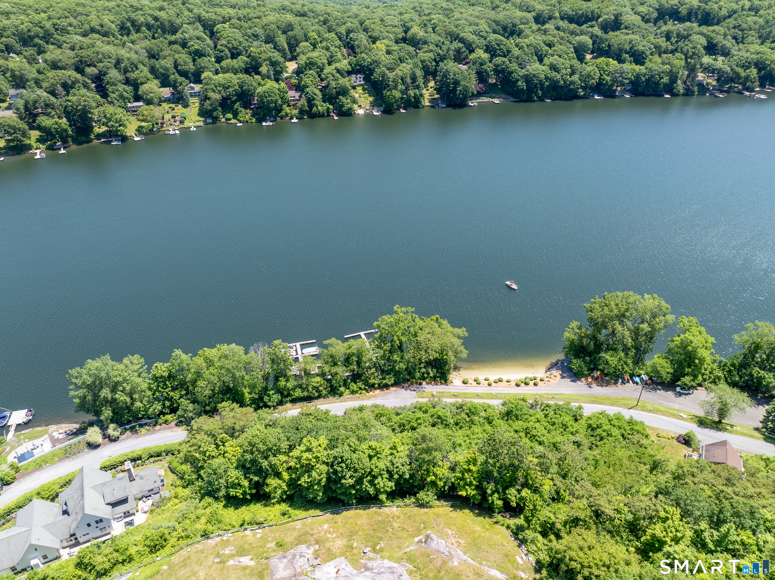 21 Candlewood Shore Property Photo 13