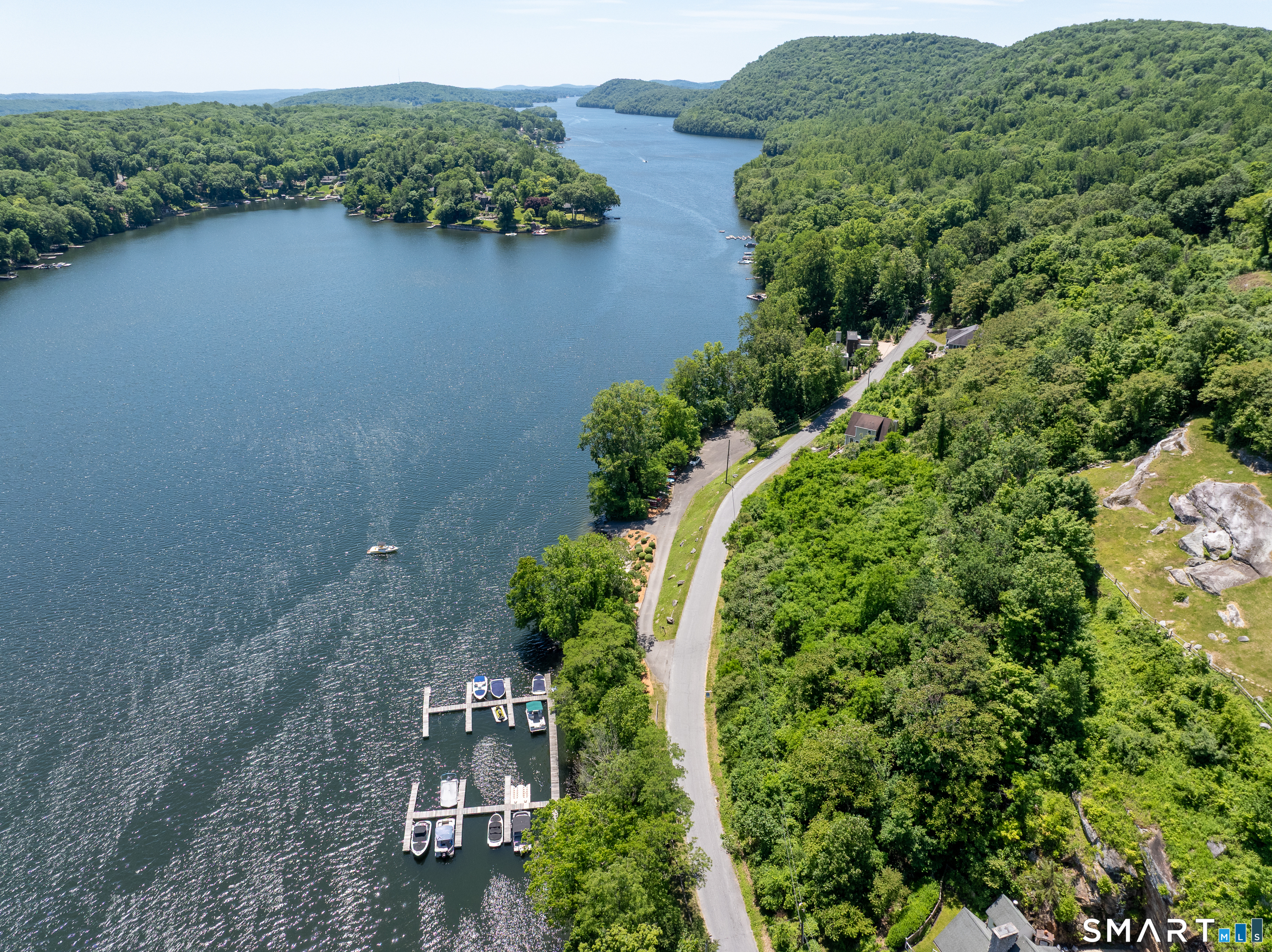 21 Candlewood Shore Property Photo 15