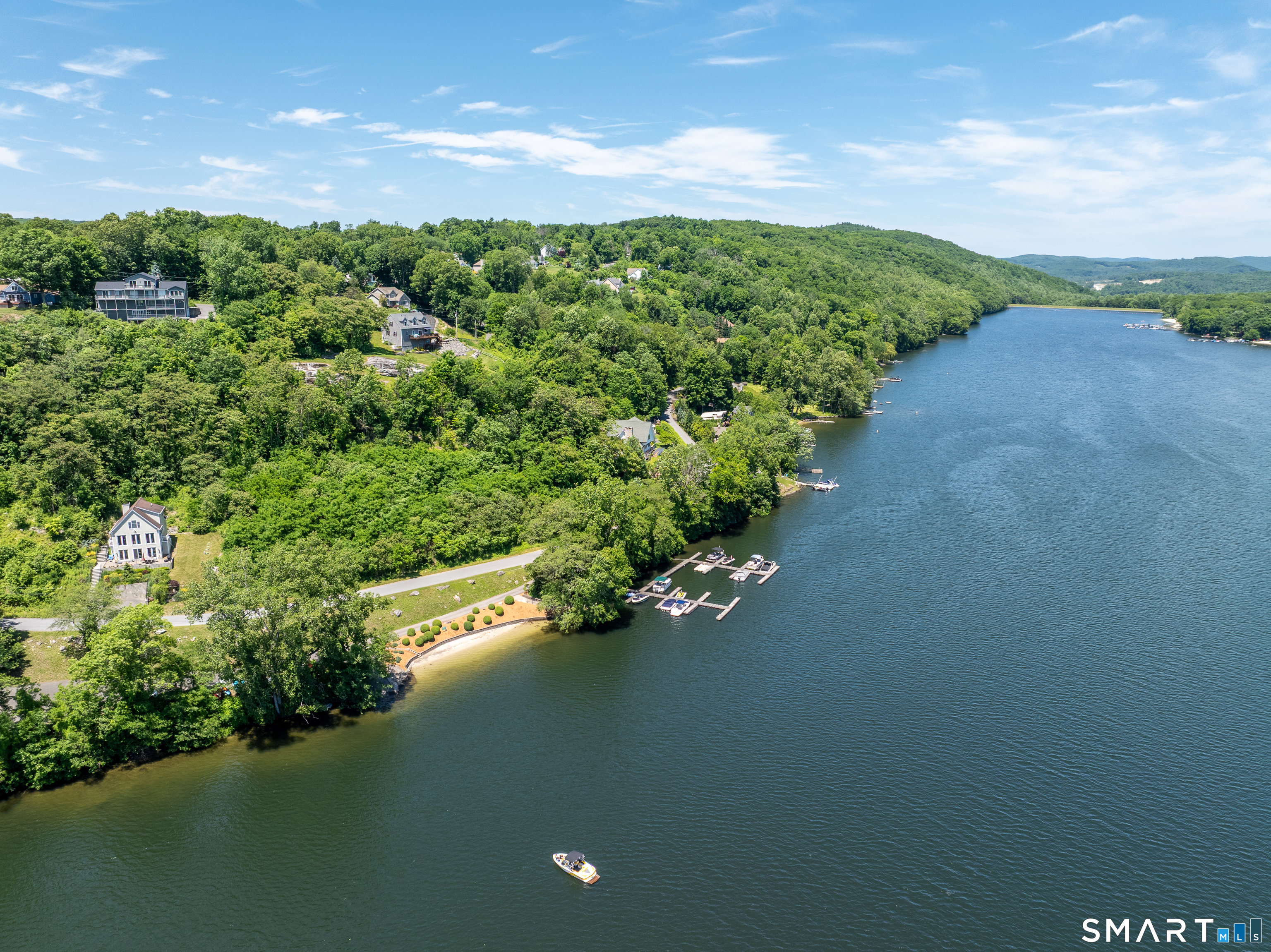 21 Candlewood Shore Property Photo 18