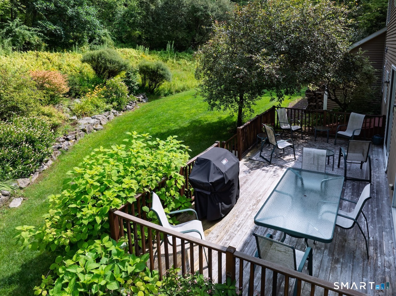 82 Valley Road Property Photo 10