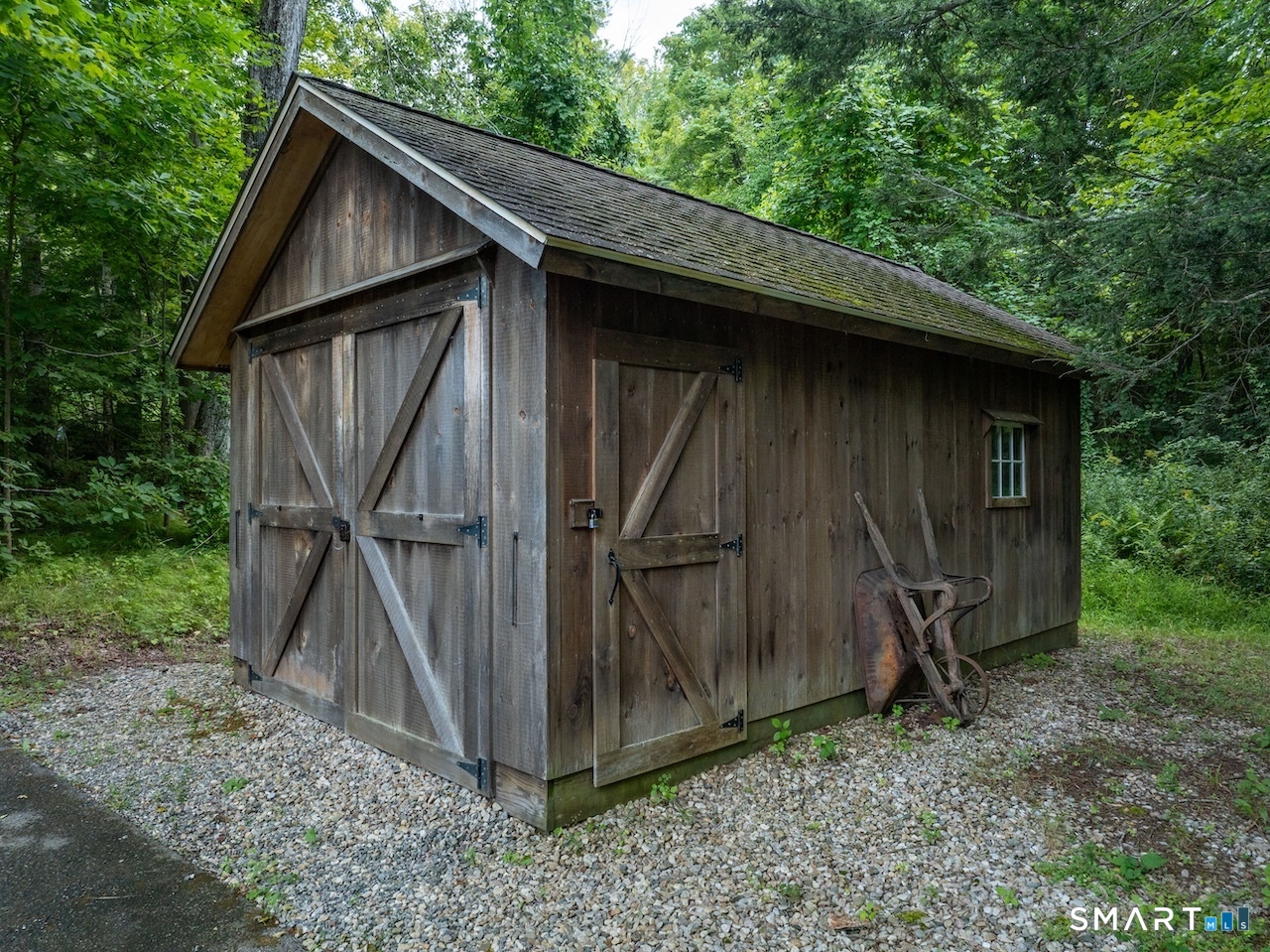 82 Valley Road Property Photo 26