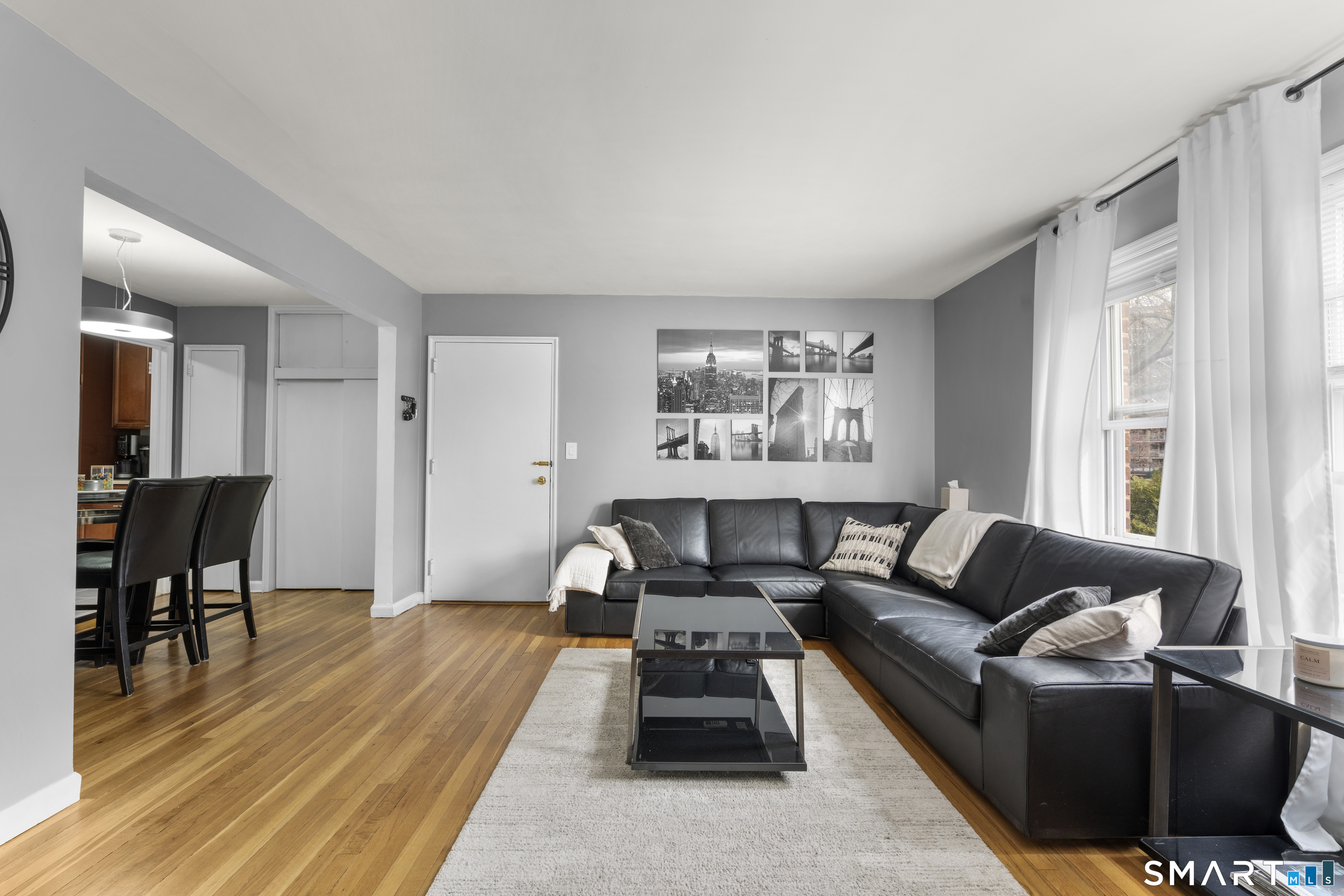 104 Strawberry Hill 1 Avenue Property Photo 6