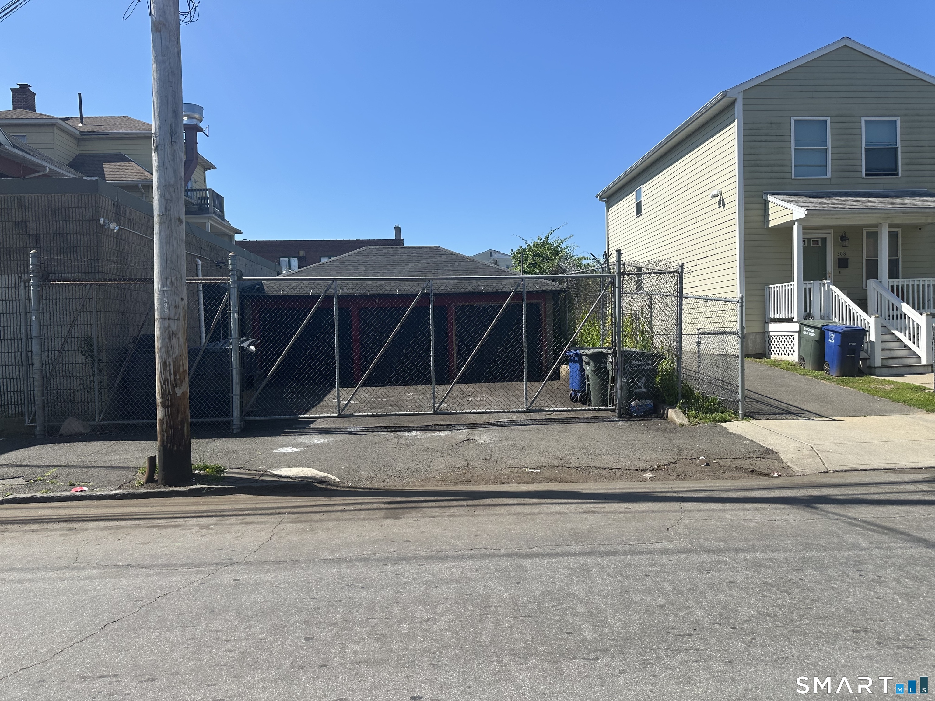 1365 Main East Street Property Photo 4