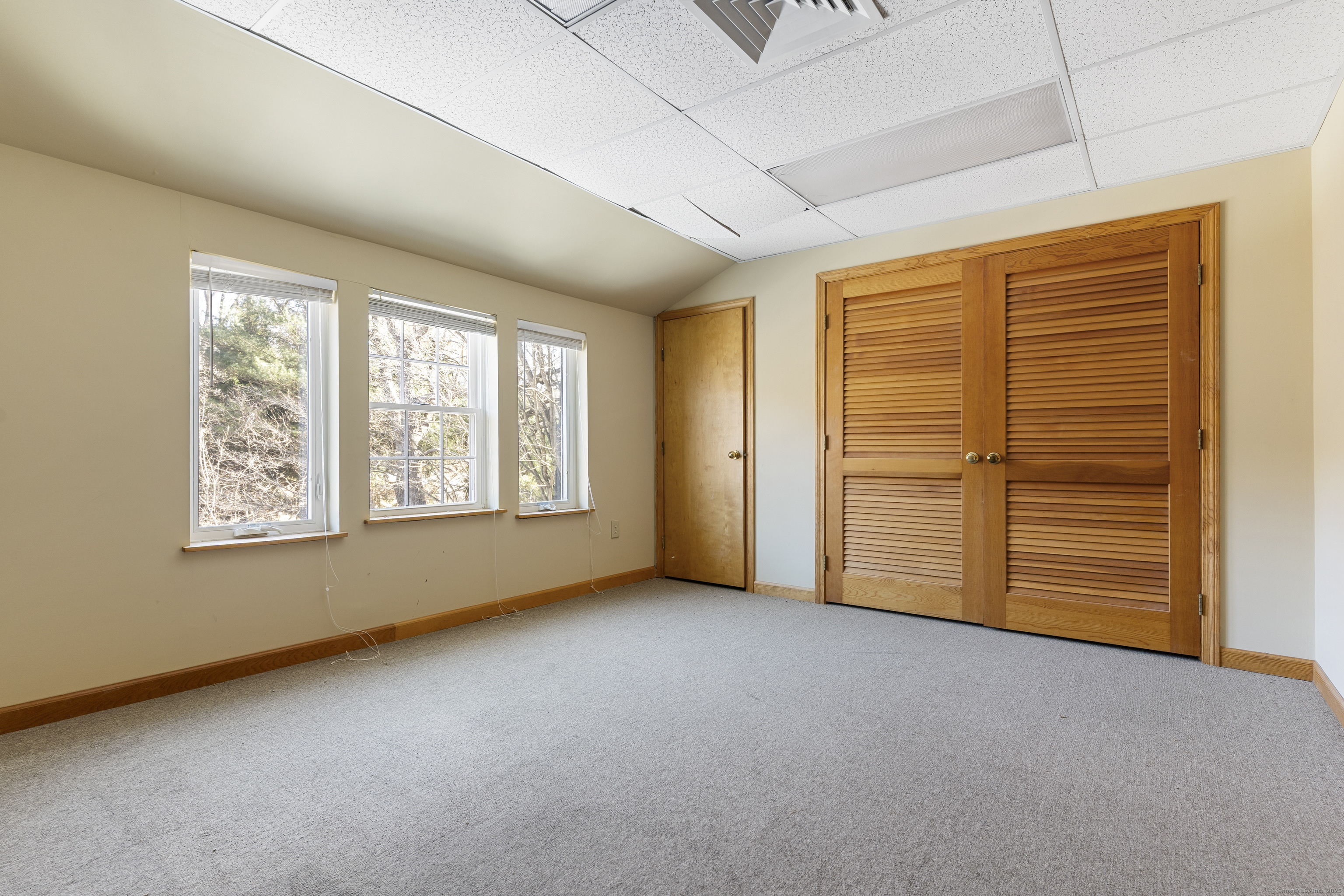 128 Litchfield Road Property Photo 13