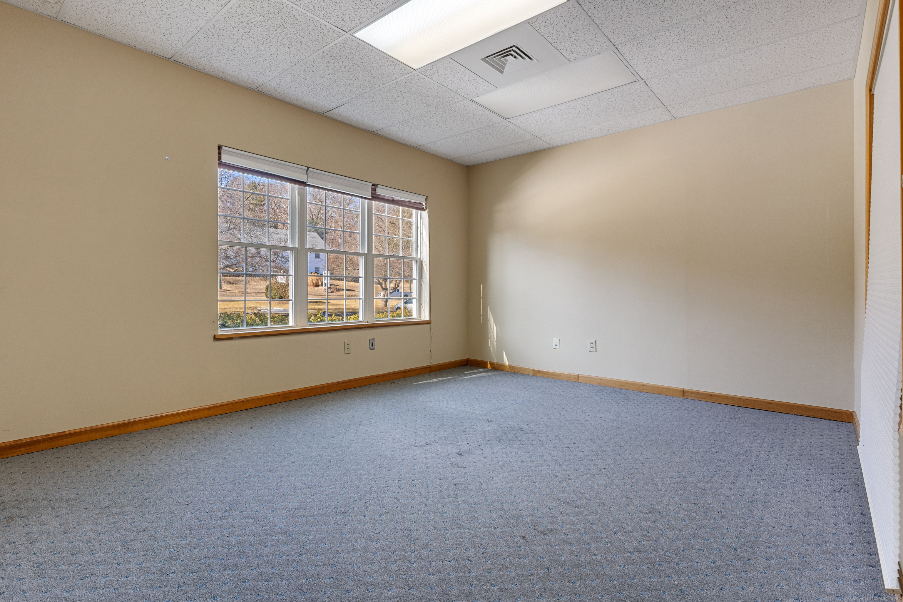 128 Litchfield Road Property Photo 24