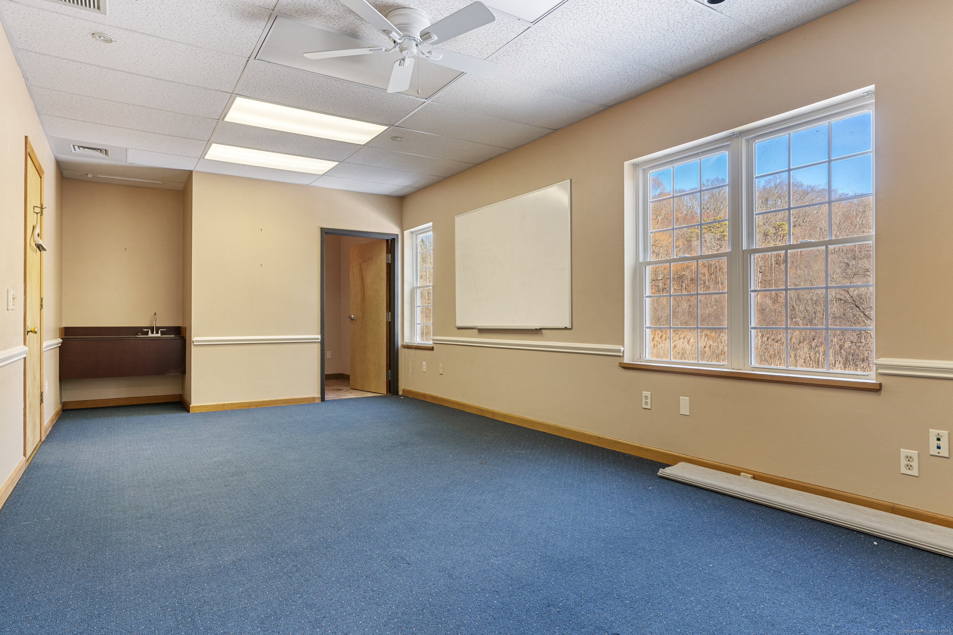 128 Litchfield Road Property Photo 28