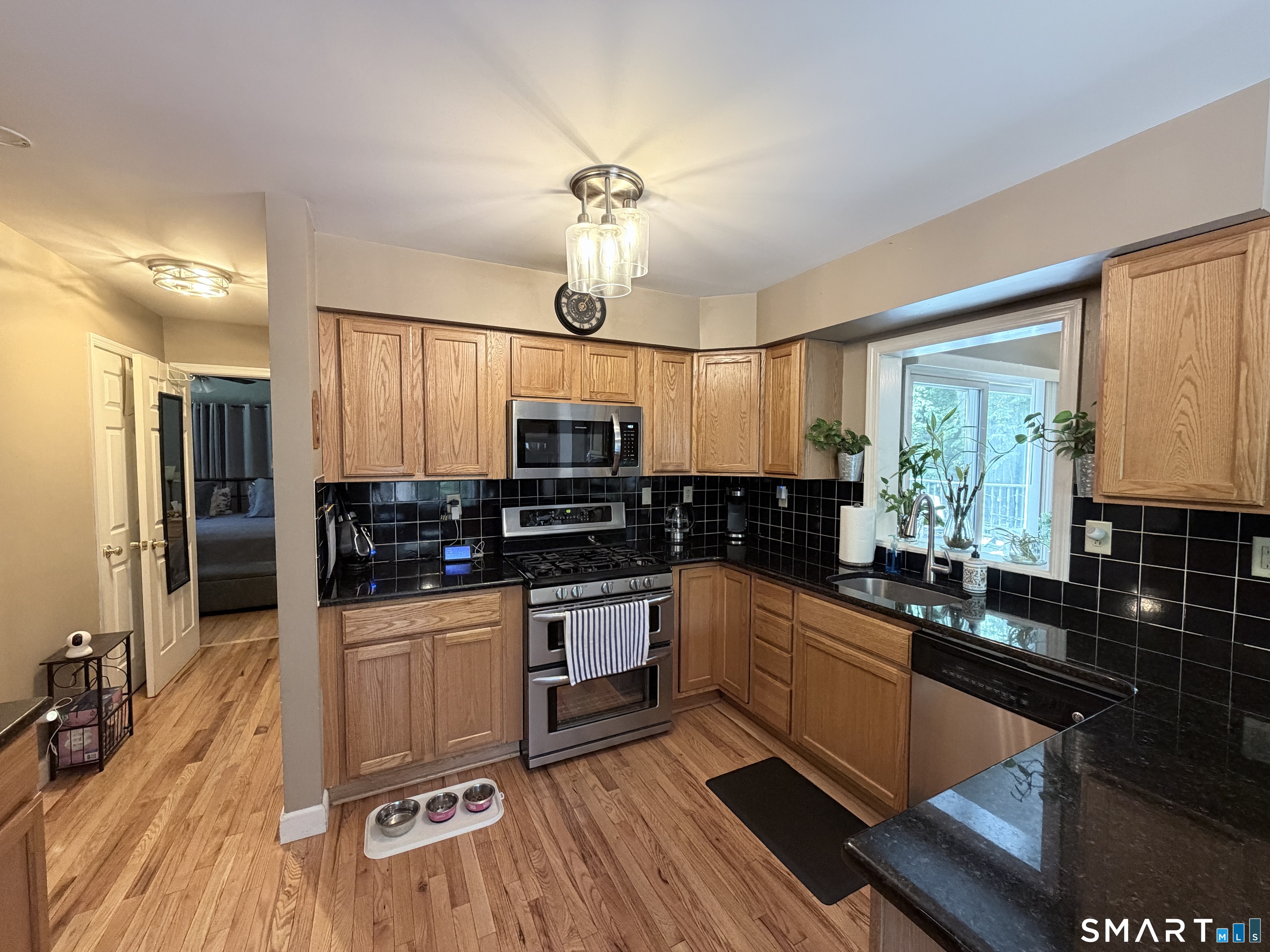 24162615 Property Photo 1