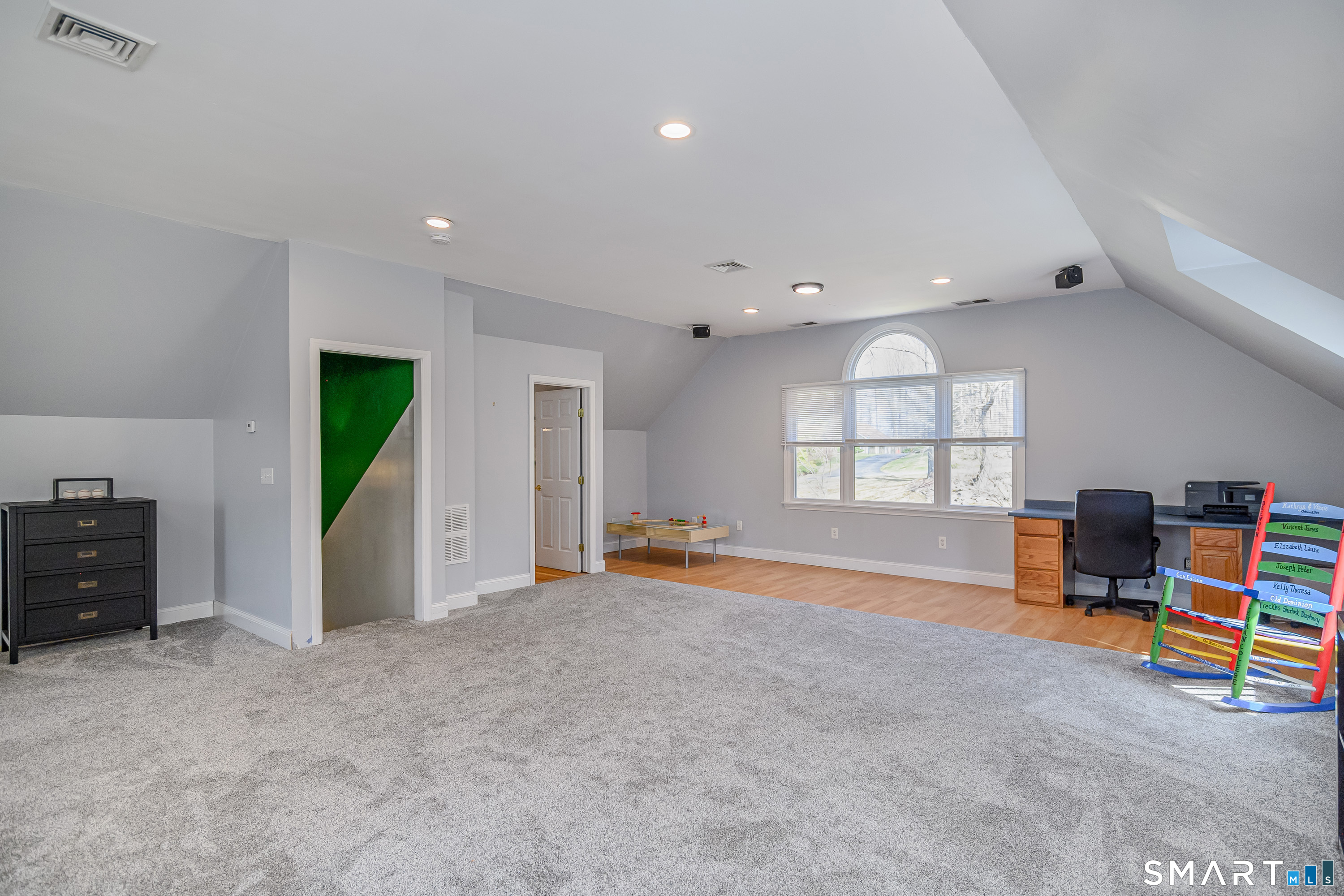 17 Weldon Woods Road Property Photo 28