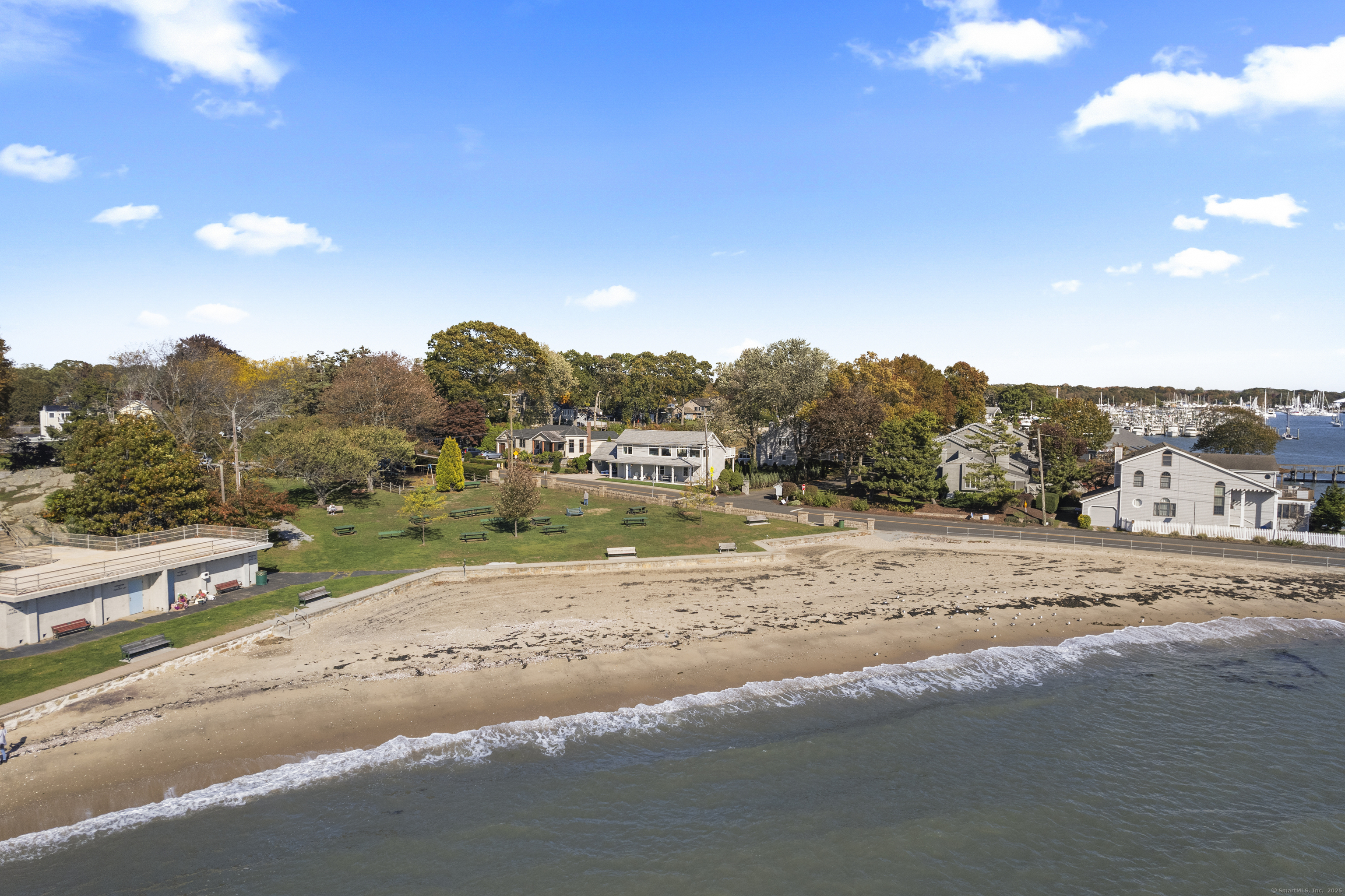 21 Harbor Street Property Photo 2
