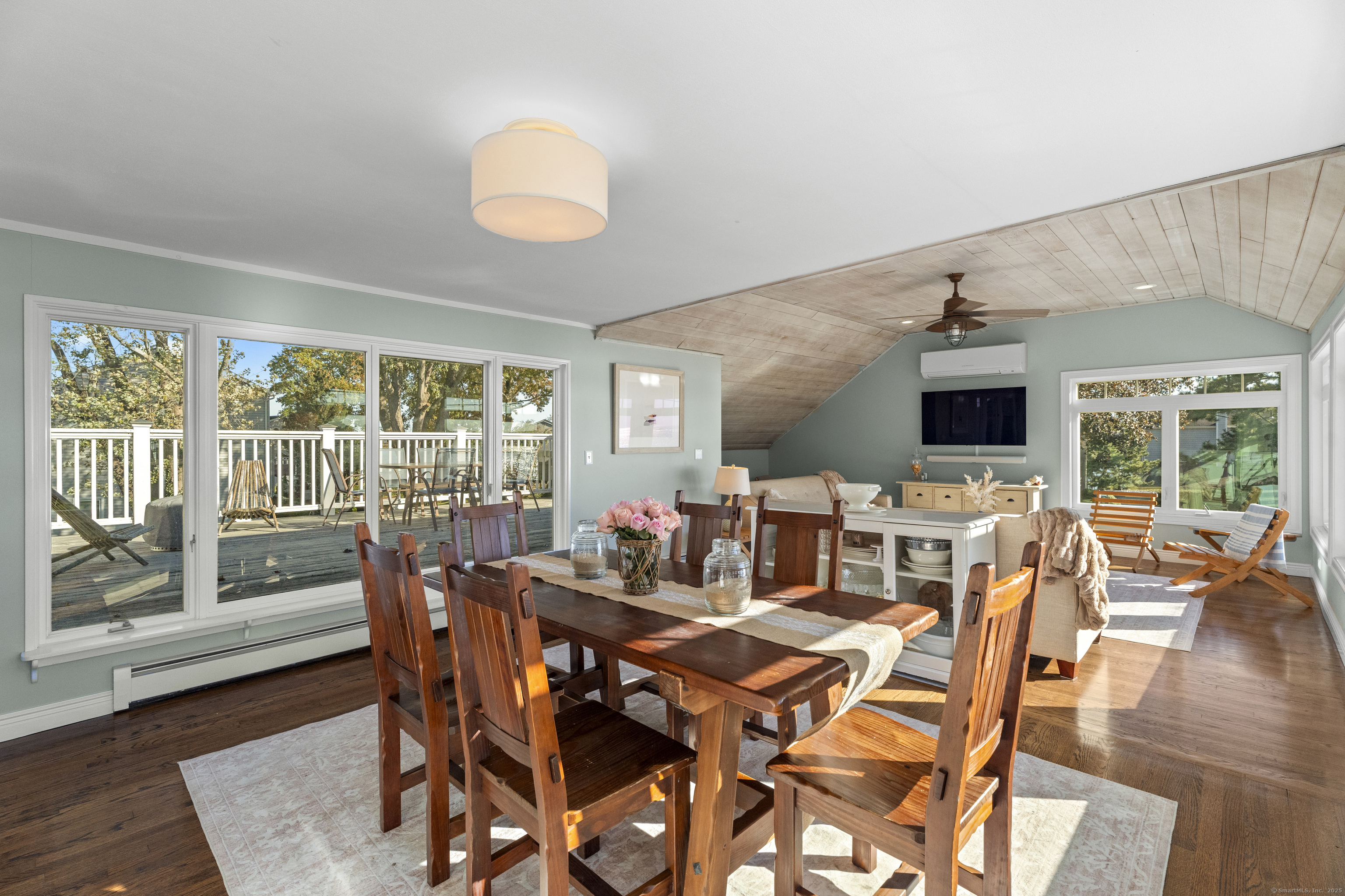21 Harbor Street Property Photo 13