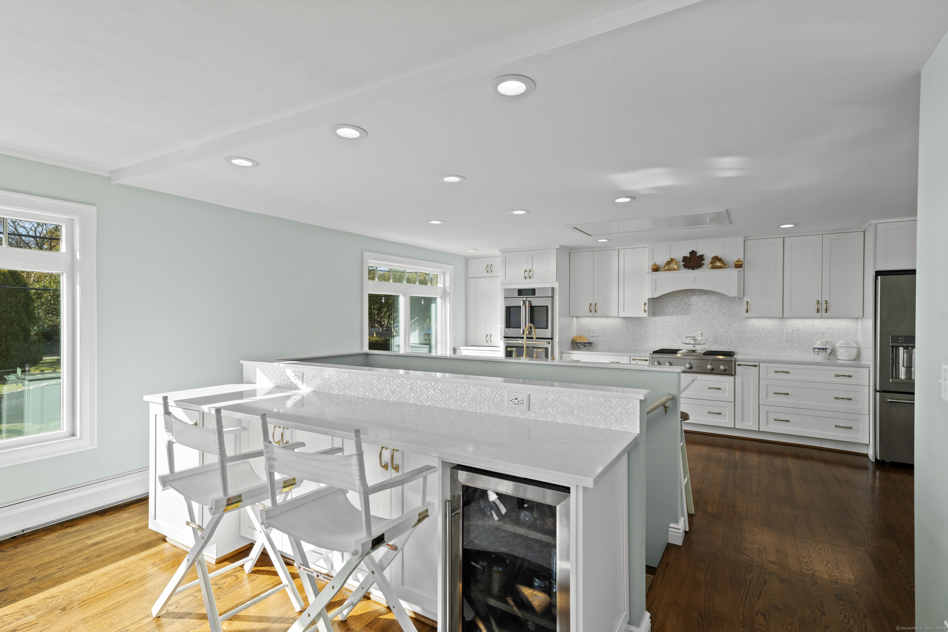21 Harbor Street Property Photo 14