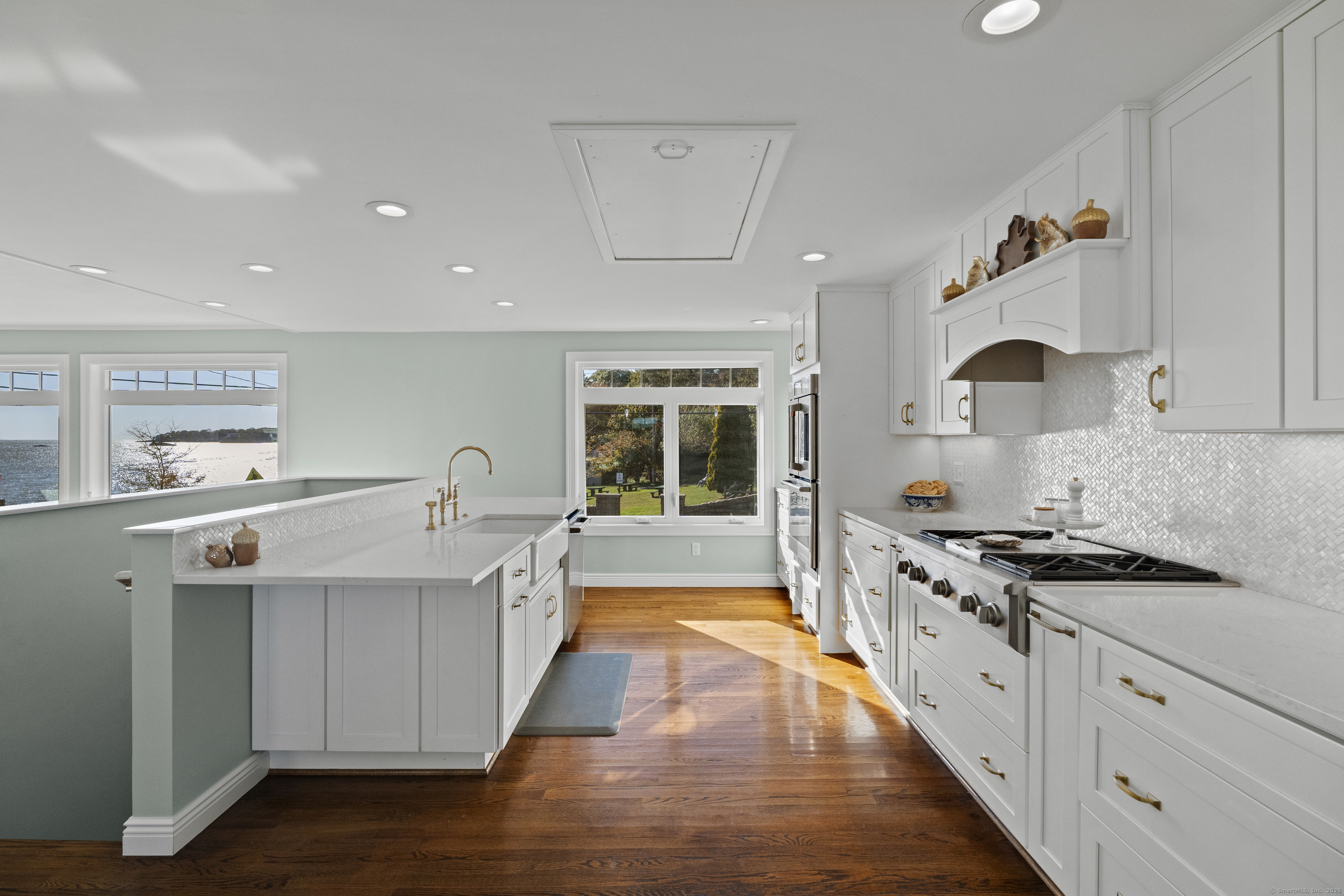 21 Harbor Street Property Photo 17