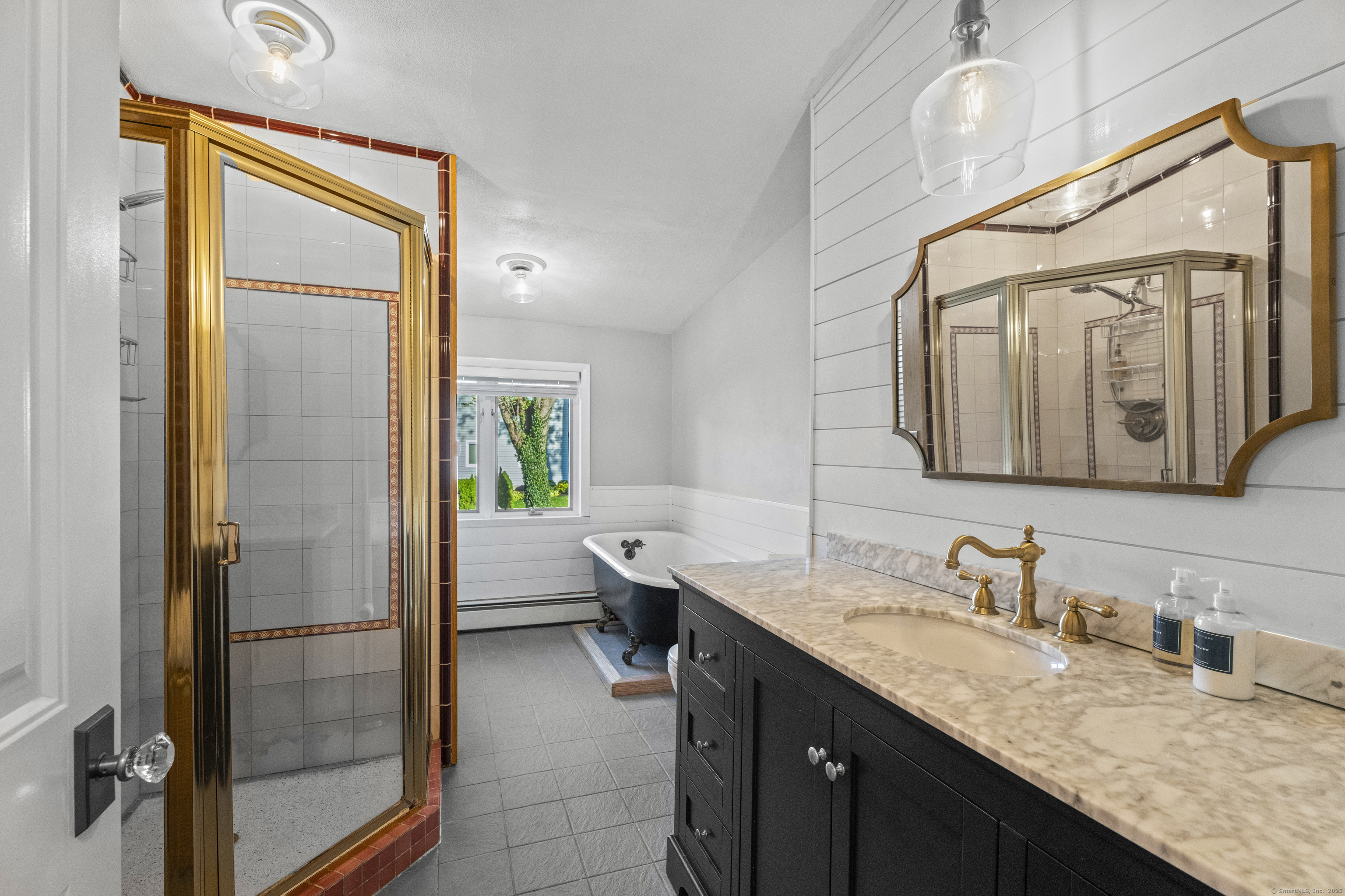 21 Harbor Street Property Photo 28