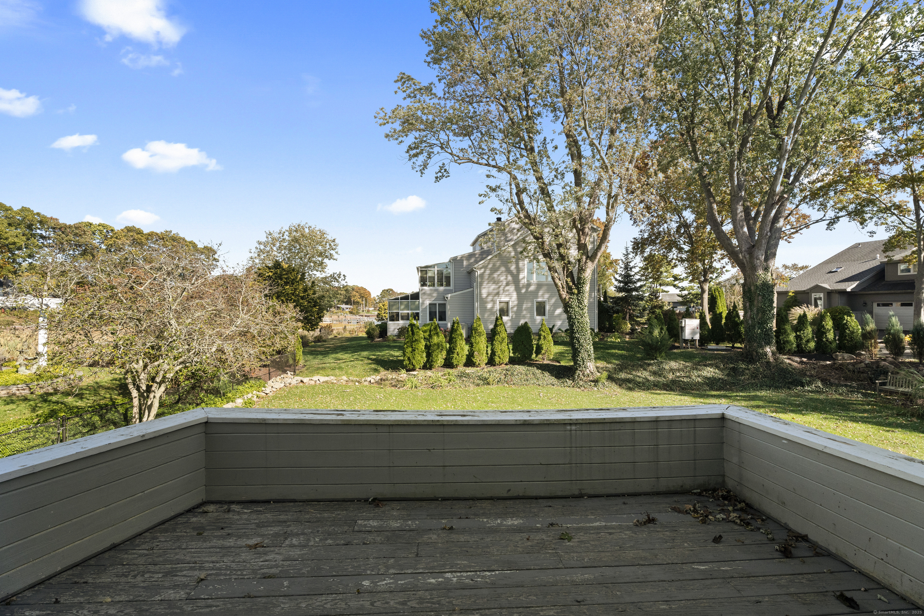 21 Harbor Street Property Photo 33