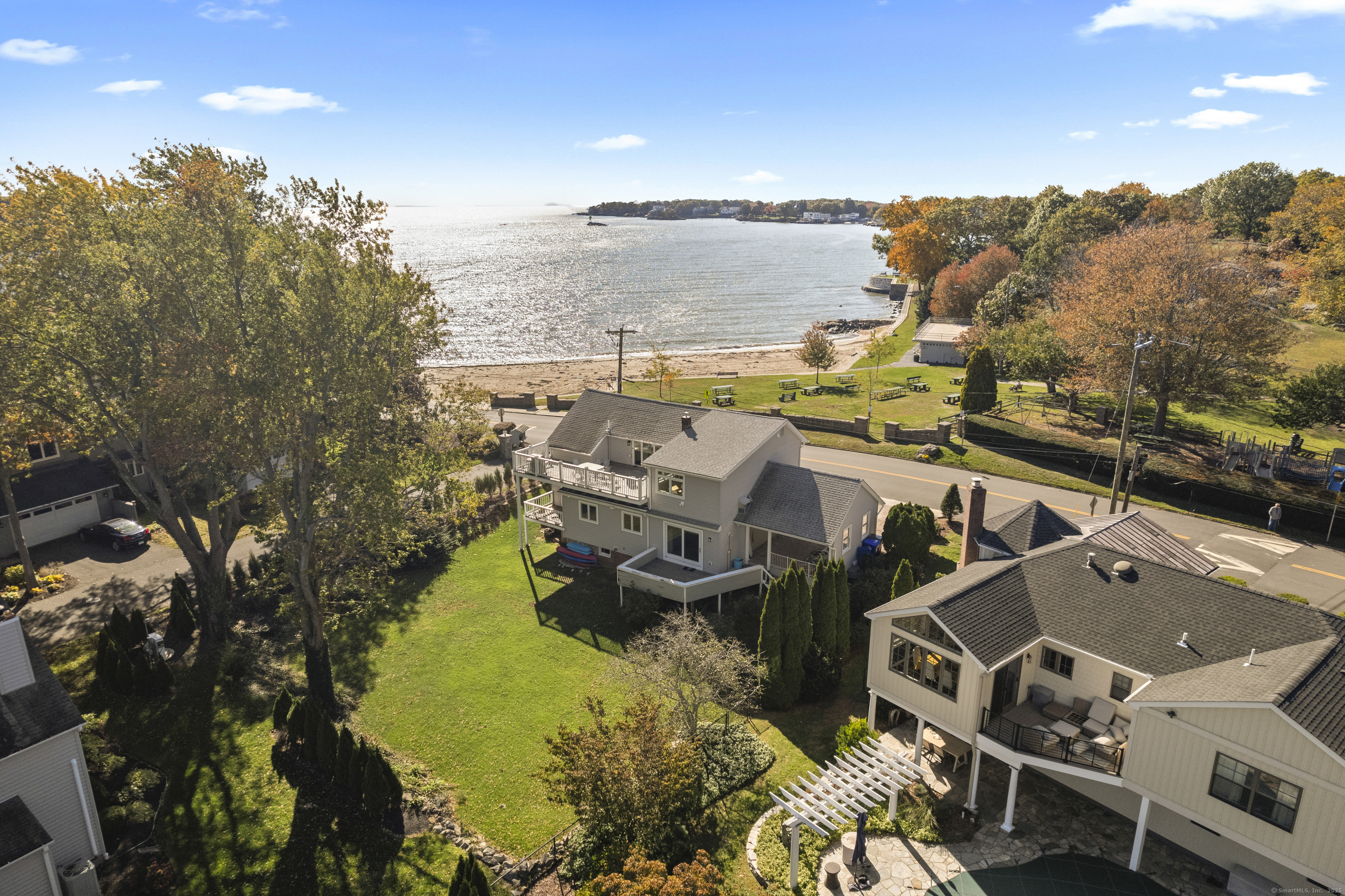21 Harbor Street Property Photo 34