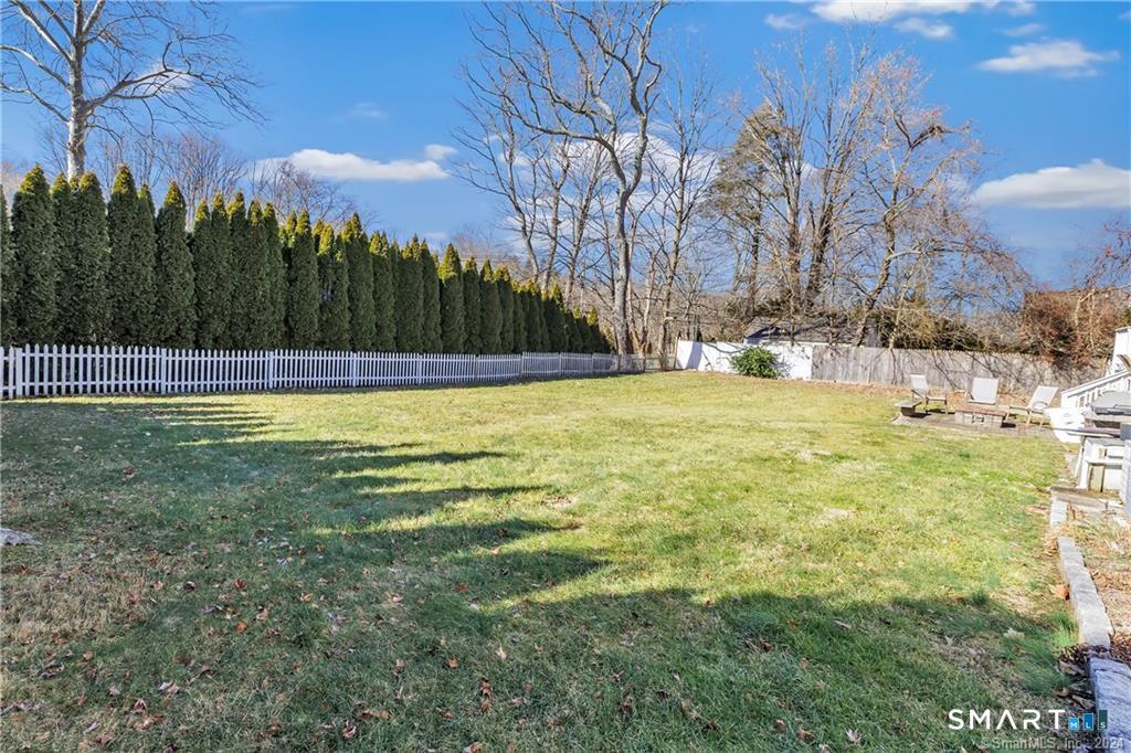 12 Sunset Avenue Property Photo 30