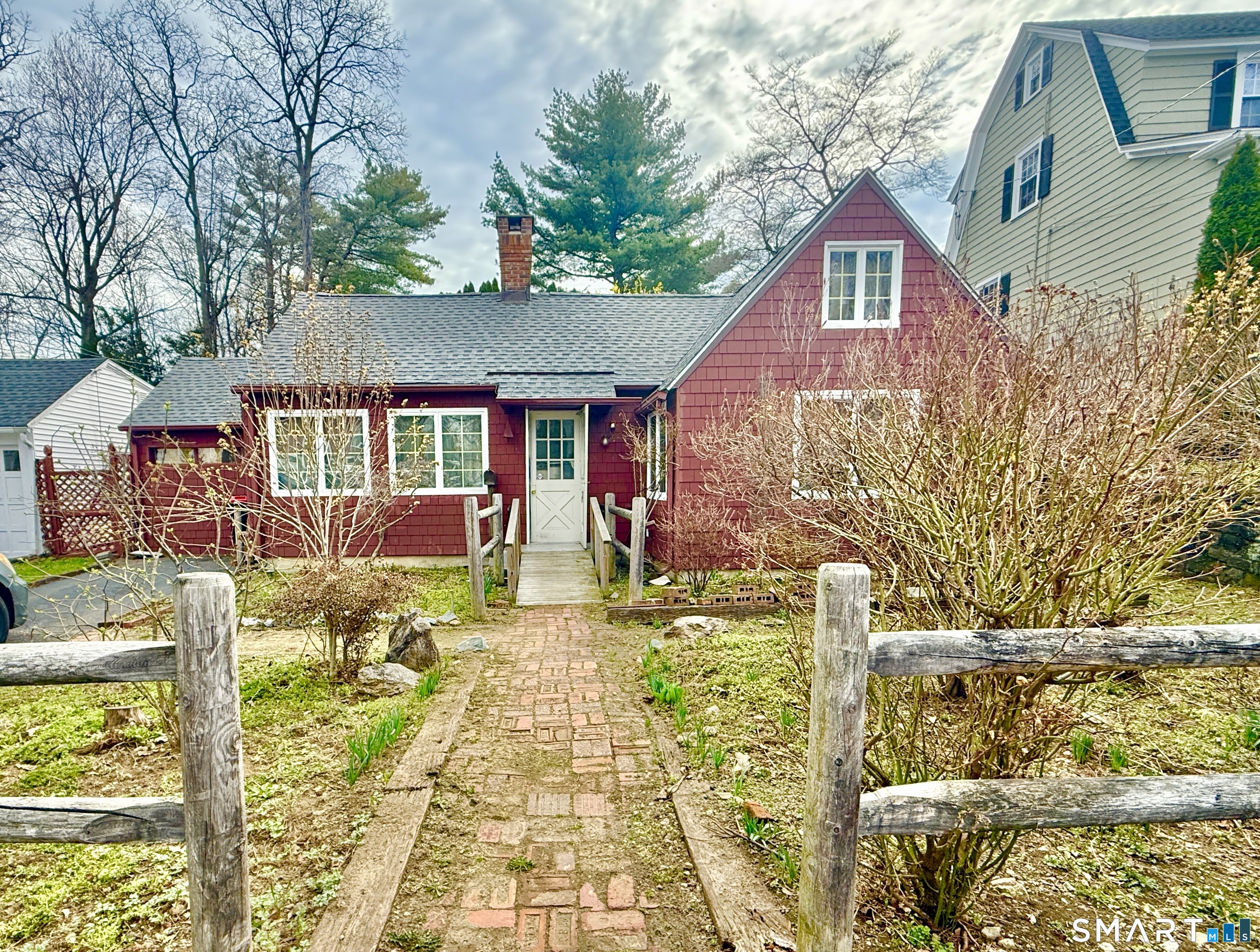 37 Brooklawn Avenue Property Photo 2