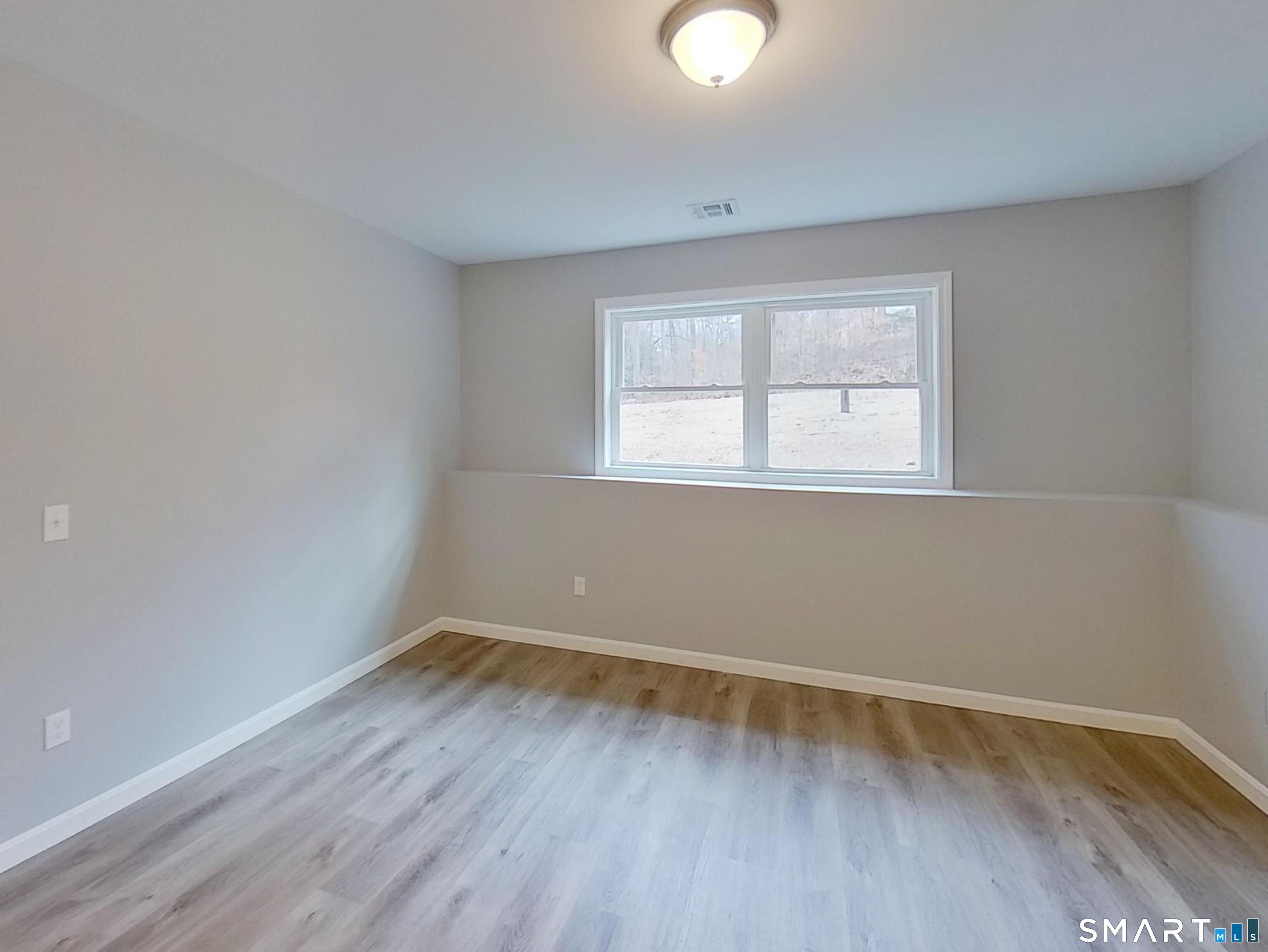 16 South Street Property Photo 16