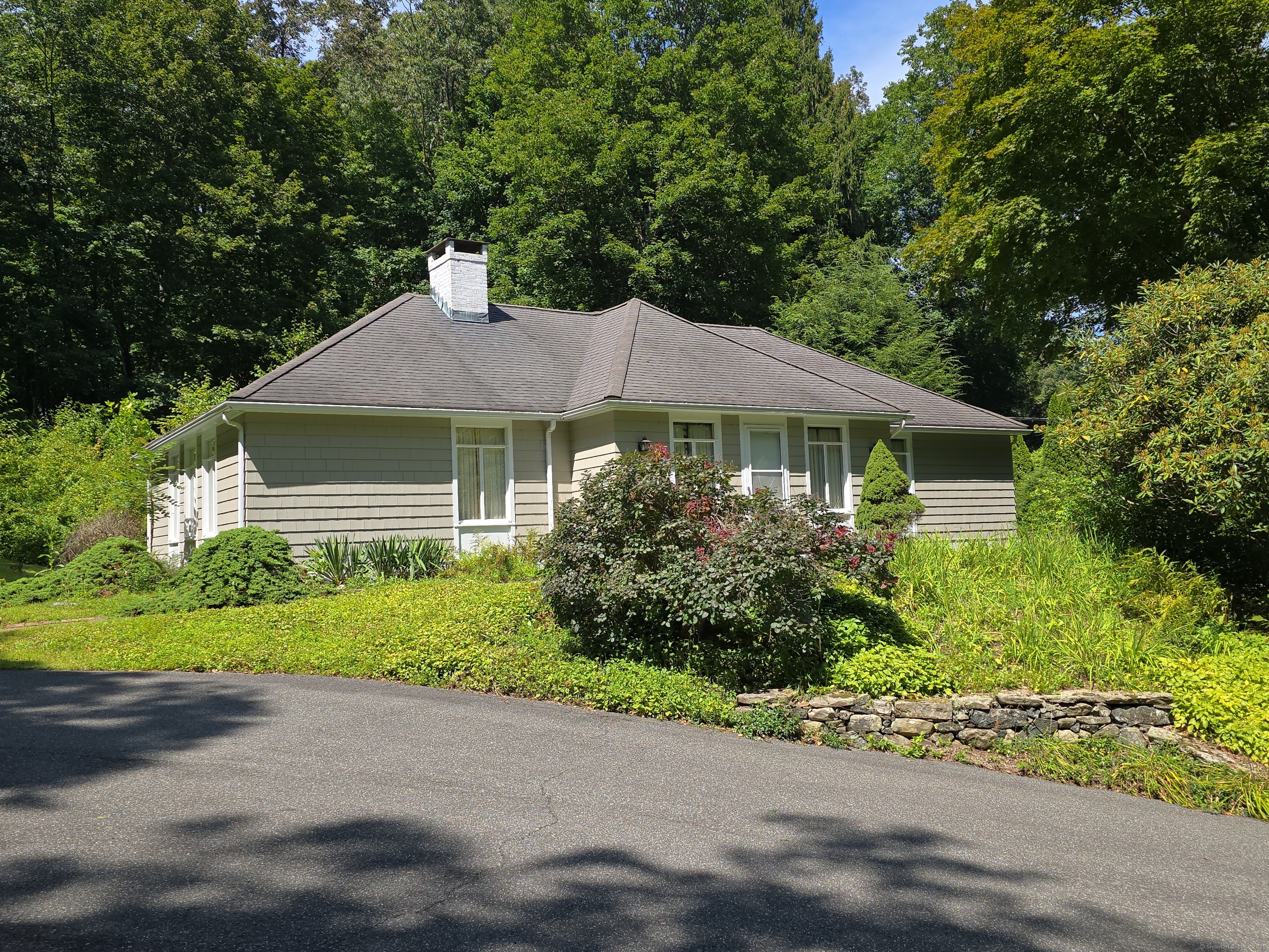 1 Sabbaday Lane Property Photo 2