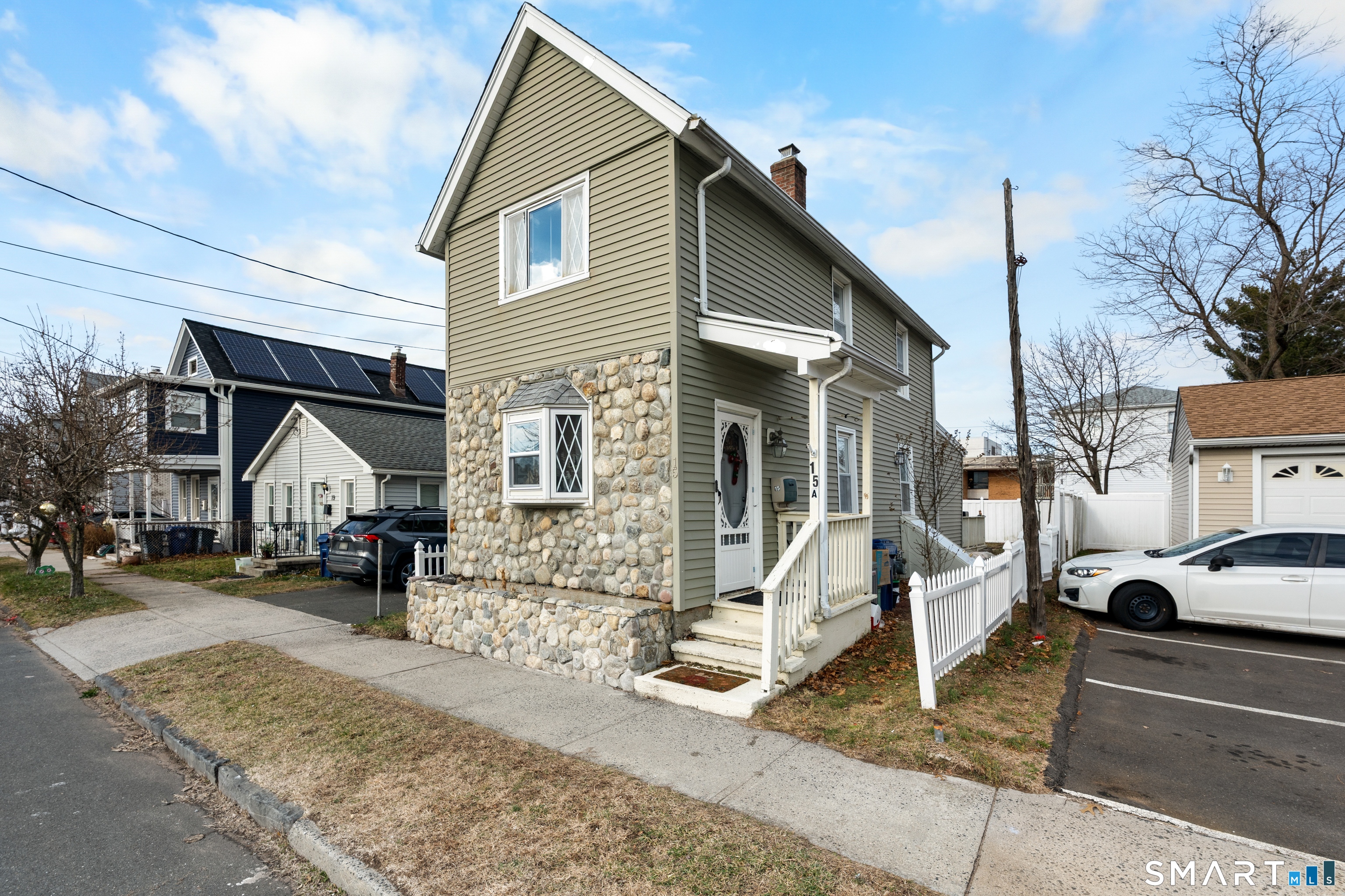 15 California Street Property Photo 1