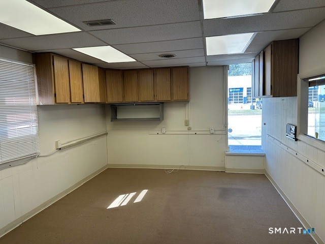 558 Main West Street Property Photo 5