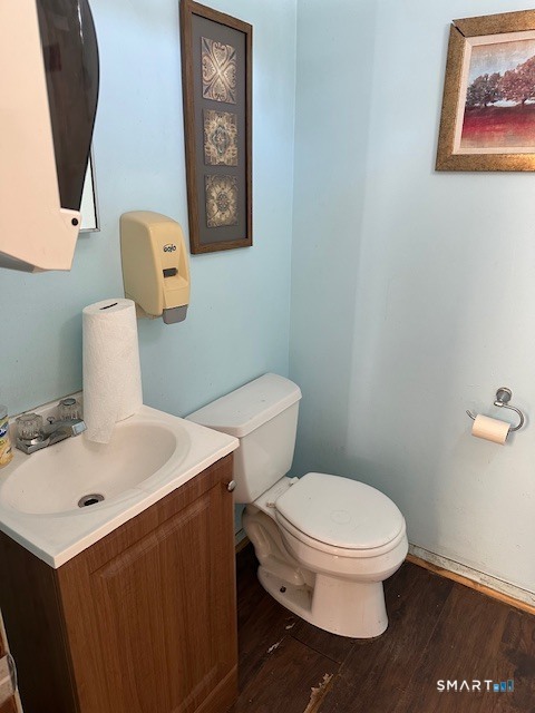 558 Main West Street Property Photo 7