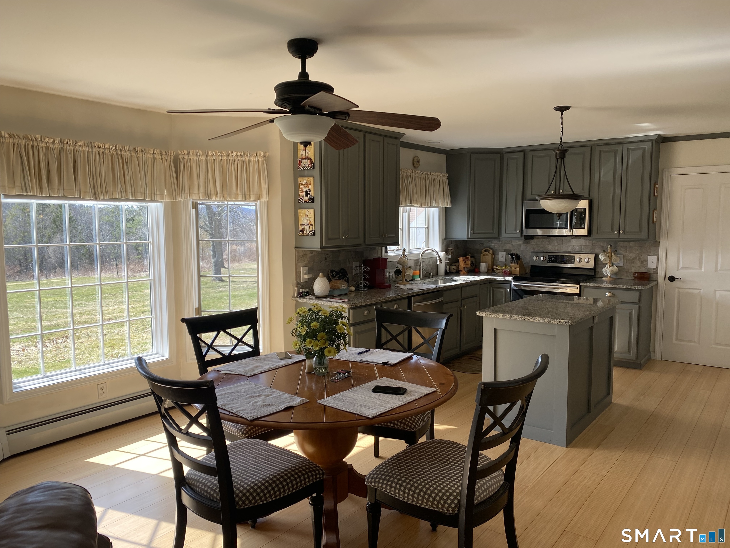 230 Beach Street Property Photo 10