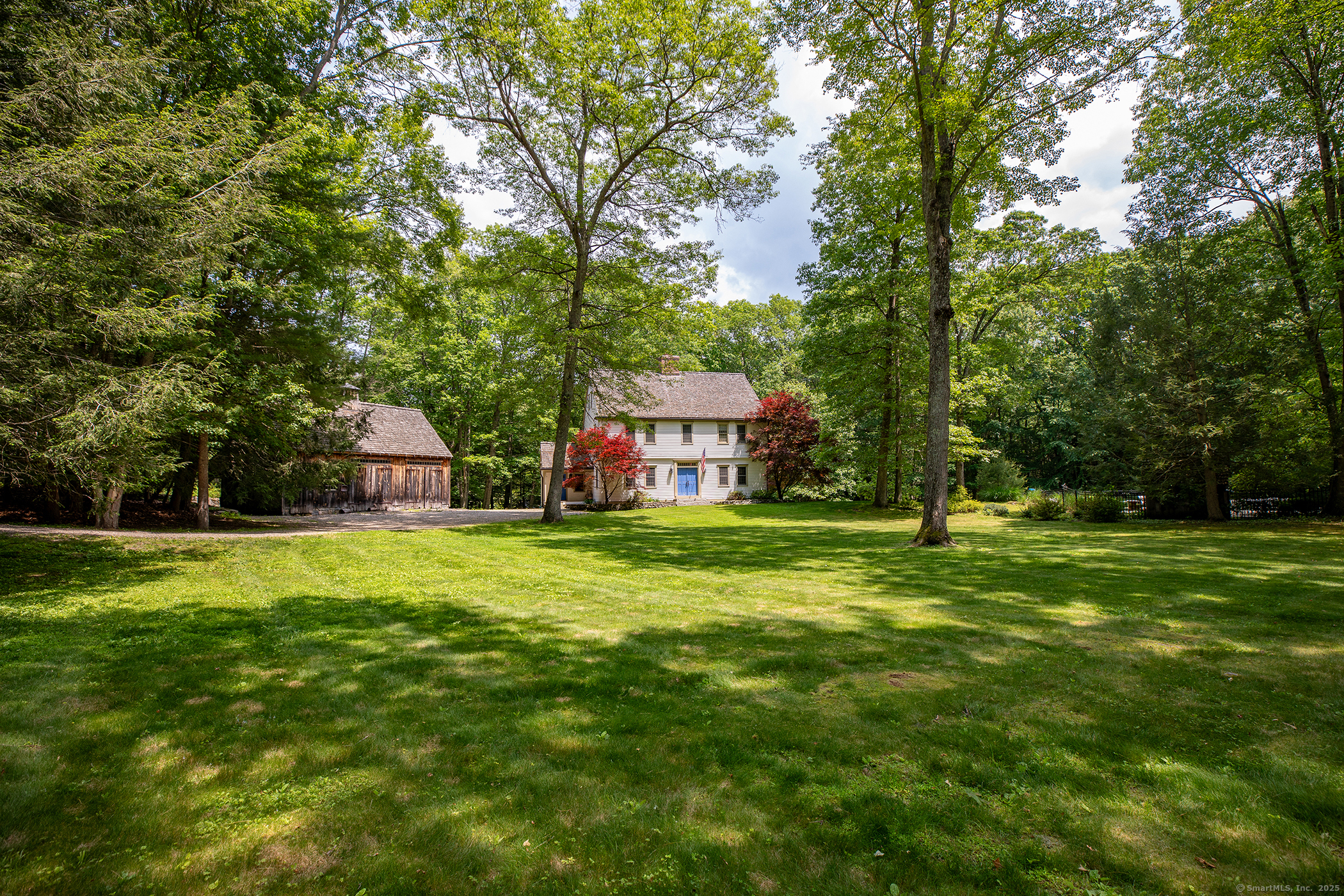 33 Sentry Hill Road Property Photo 1