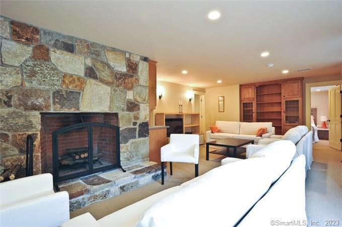 33 Sentry Hill Road Property Photo 24