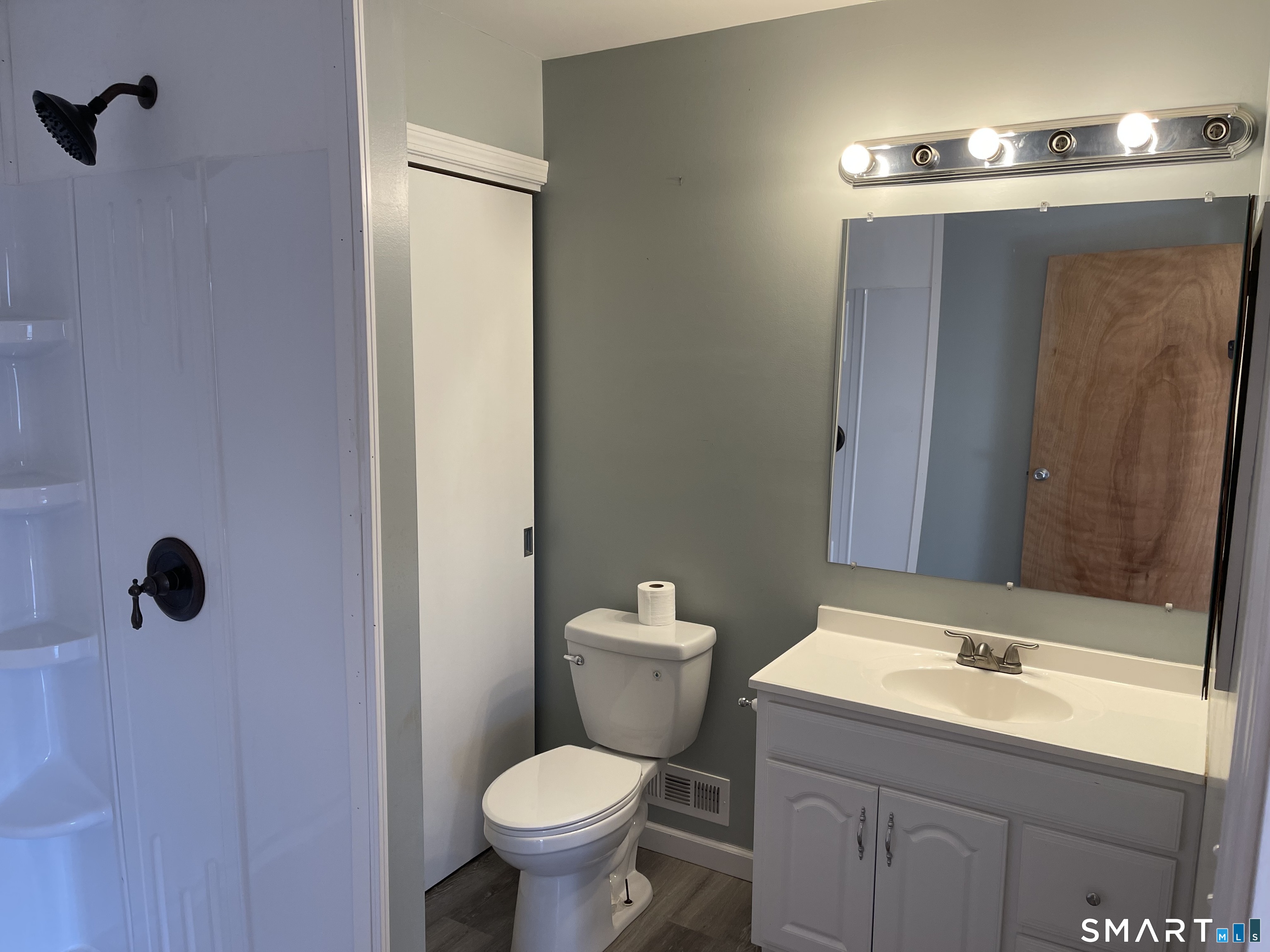 663 Beach Pond Road Property Photo 14