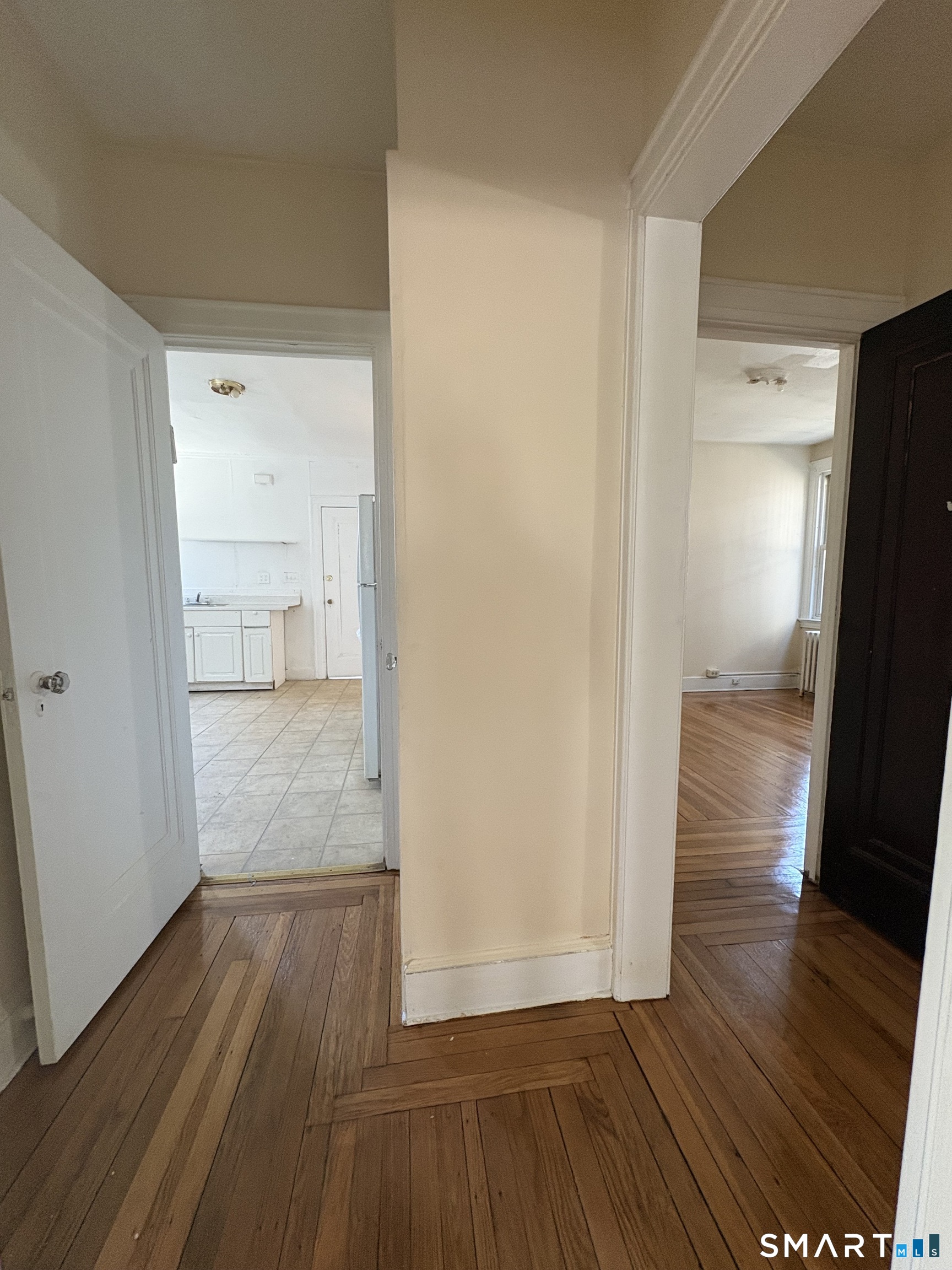786 Elm 1 Street Property Photo 8