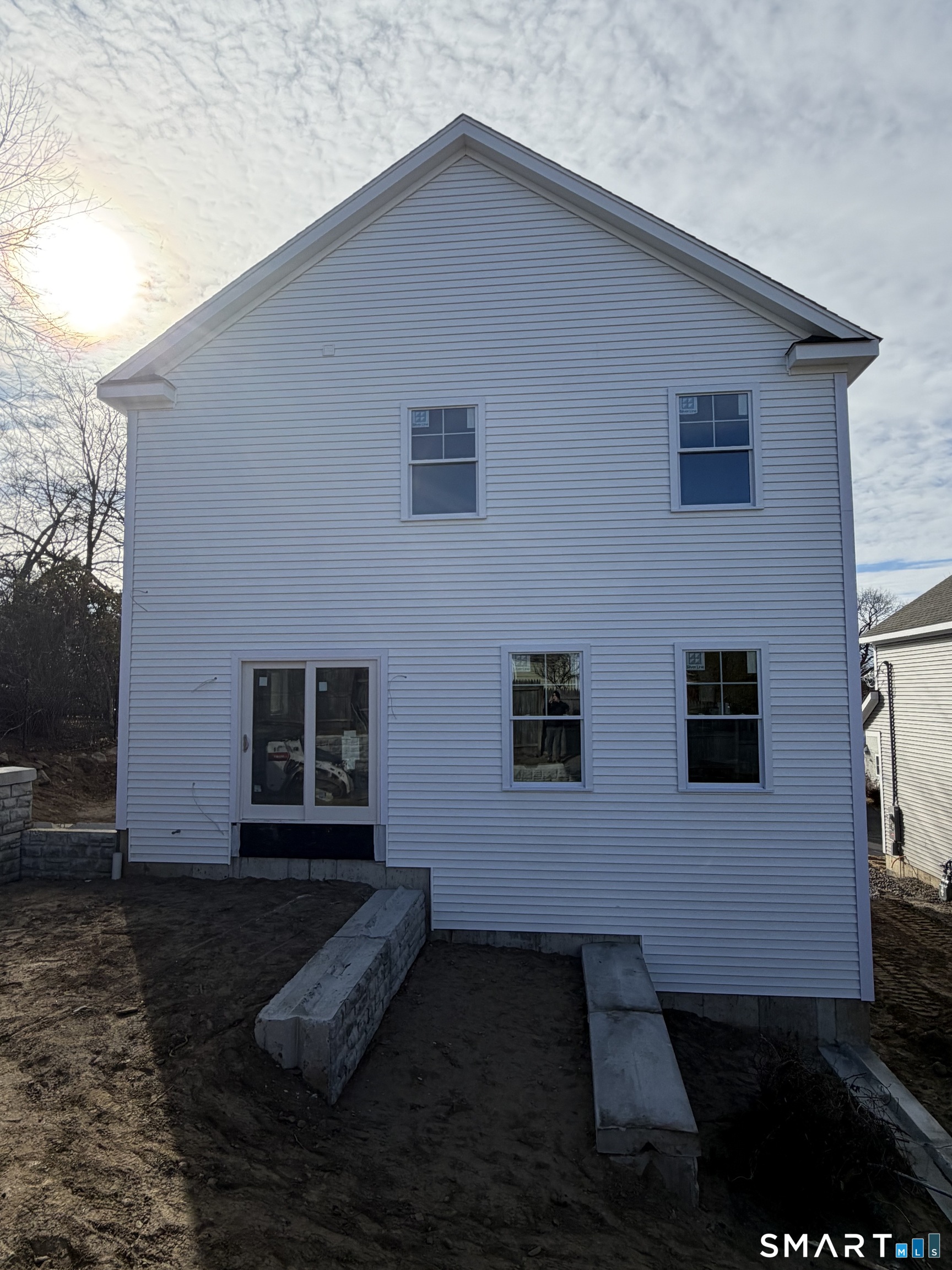108 New England Avenue Property Photo 23