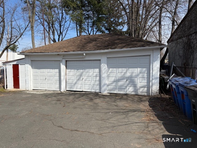 1694 Broad 3 Street Property Photo 5