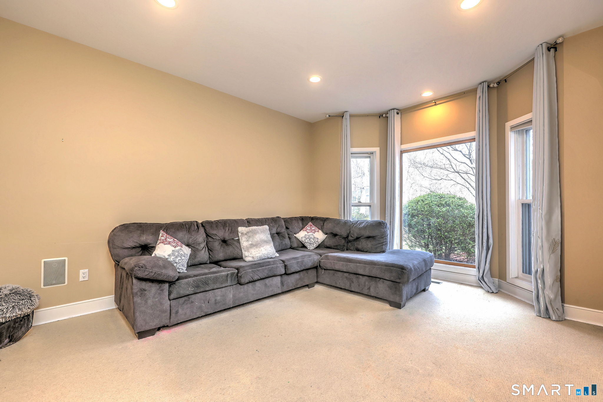 30 Stonewall Lane Property Photo 6