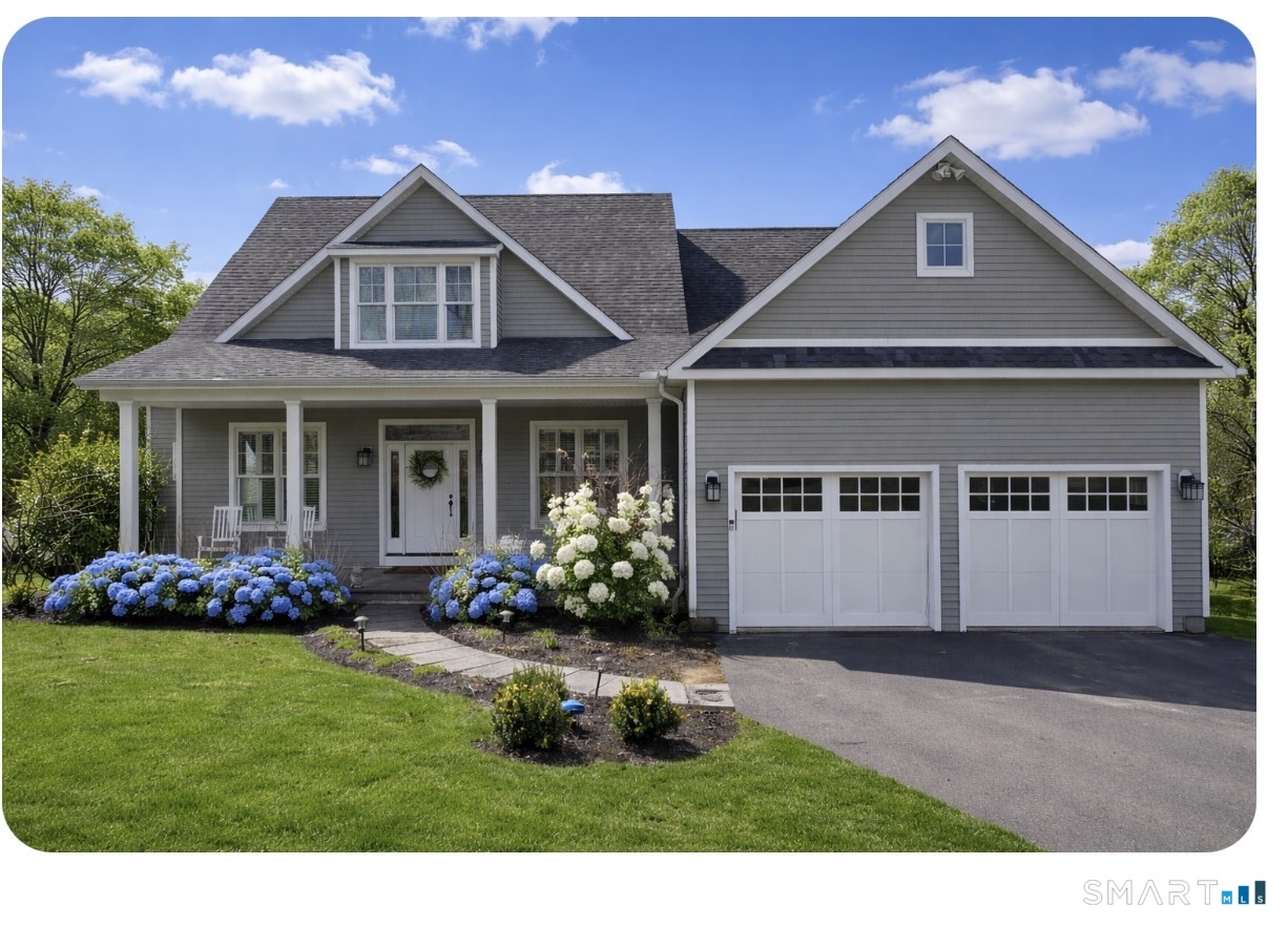 4 Red Fox Court Property Photo 1